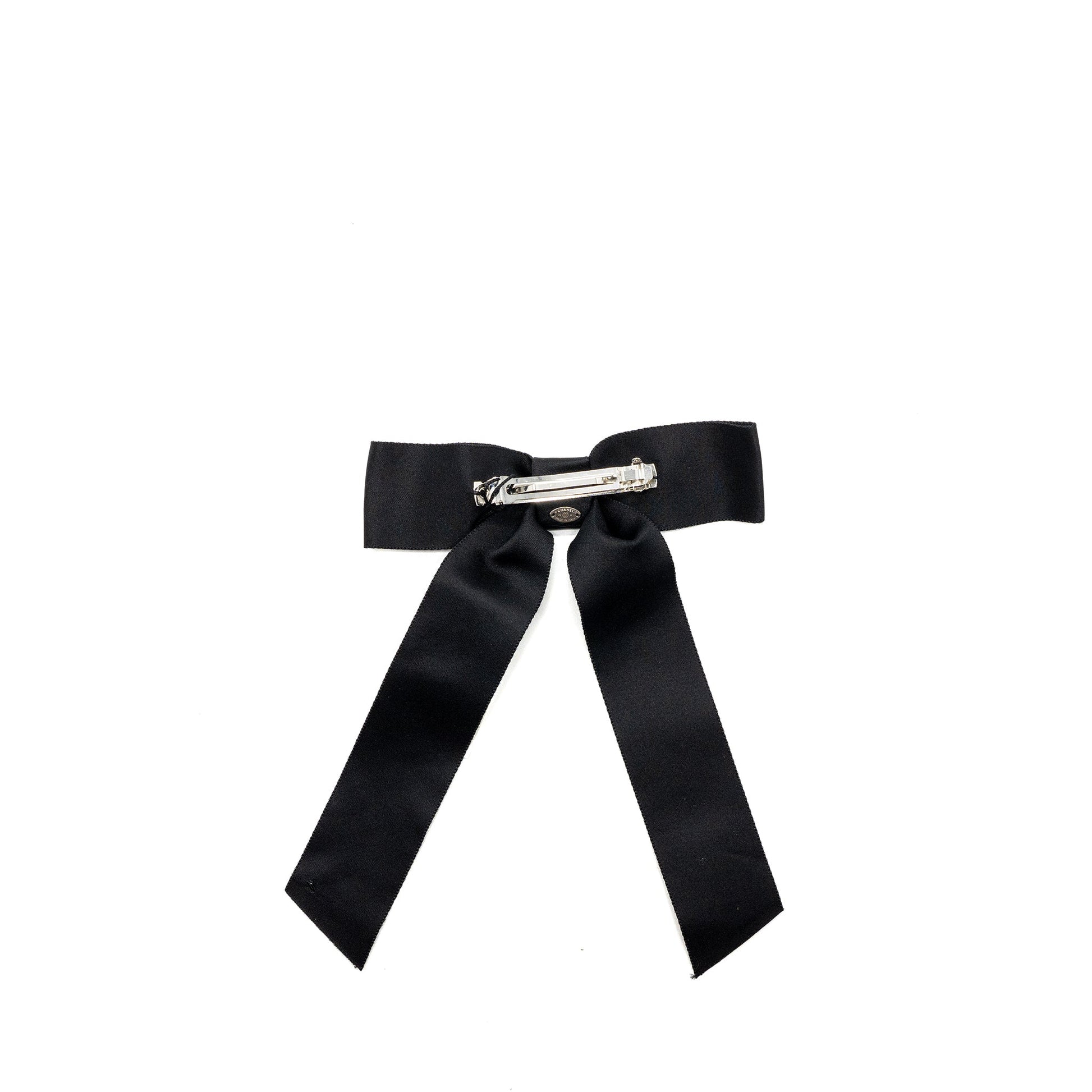 Chanel bow Hair Clip silk SHW Black Handbag