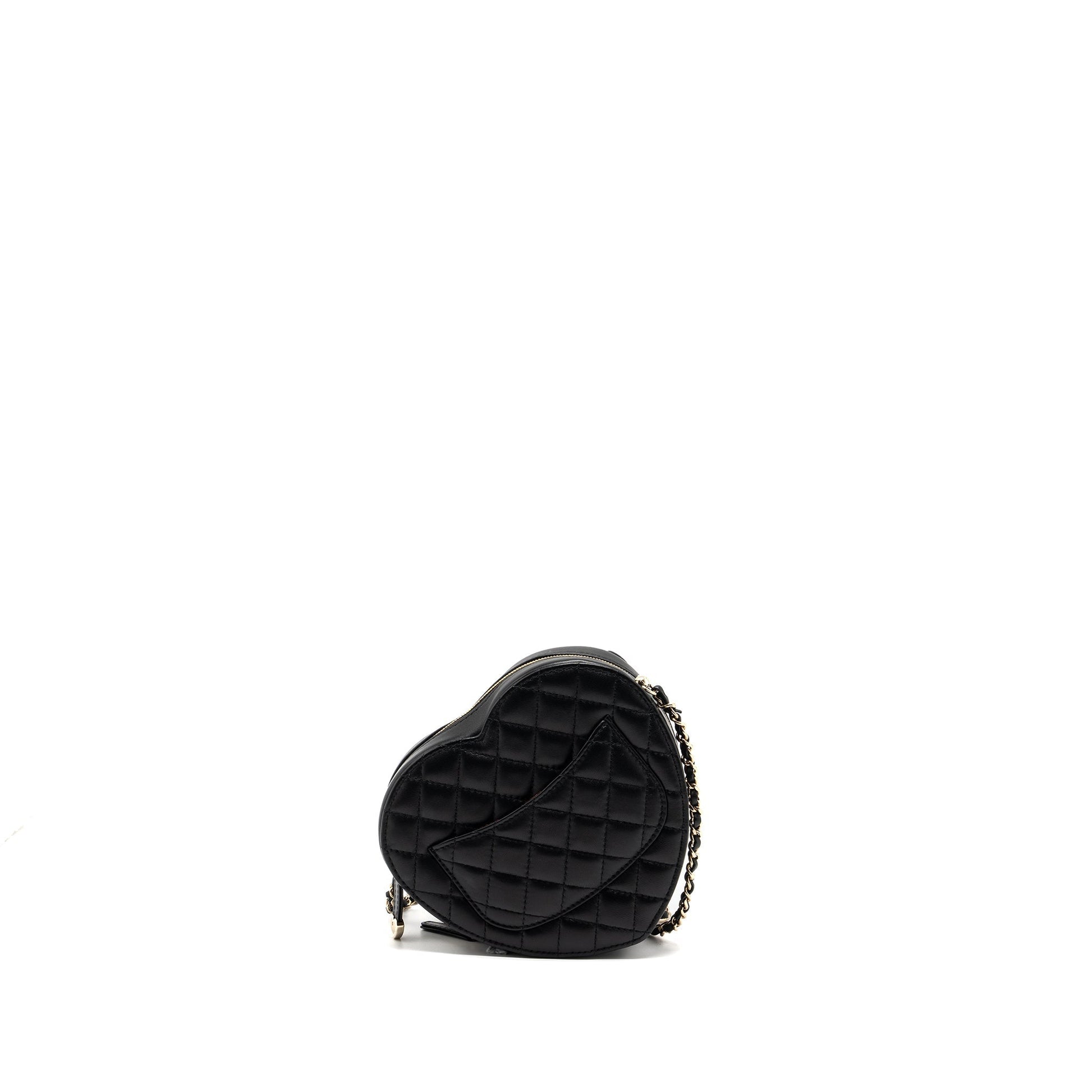 Chanel 22S Heart Lambskin LGHW Microchip Black Handbag Microchip 2