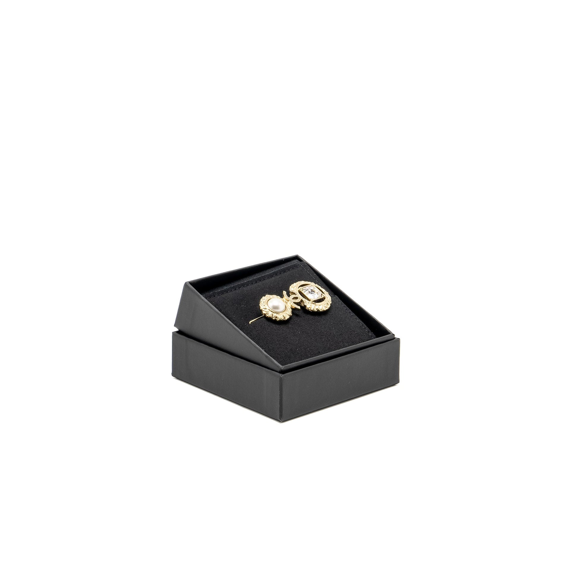 Chanel CC Logo Hair Clip Crystal Pearl Gold Handbag