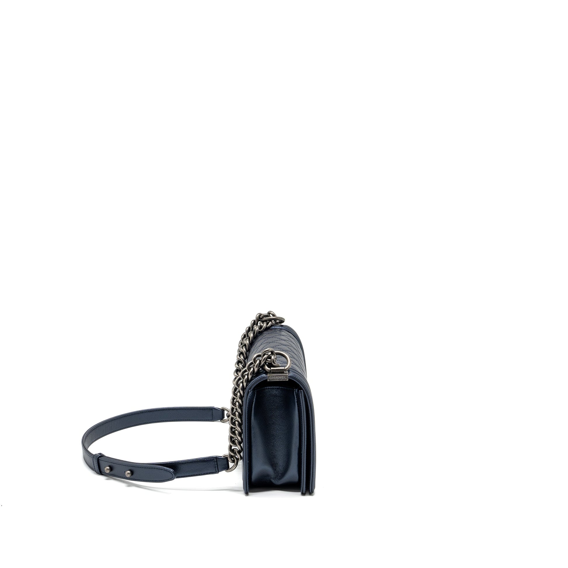 Chanel boy caviar Blue Handbag