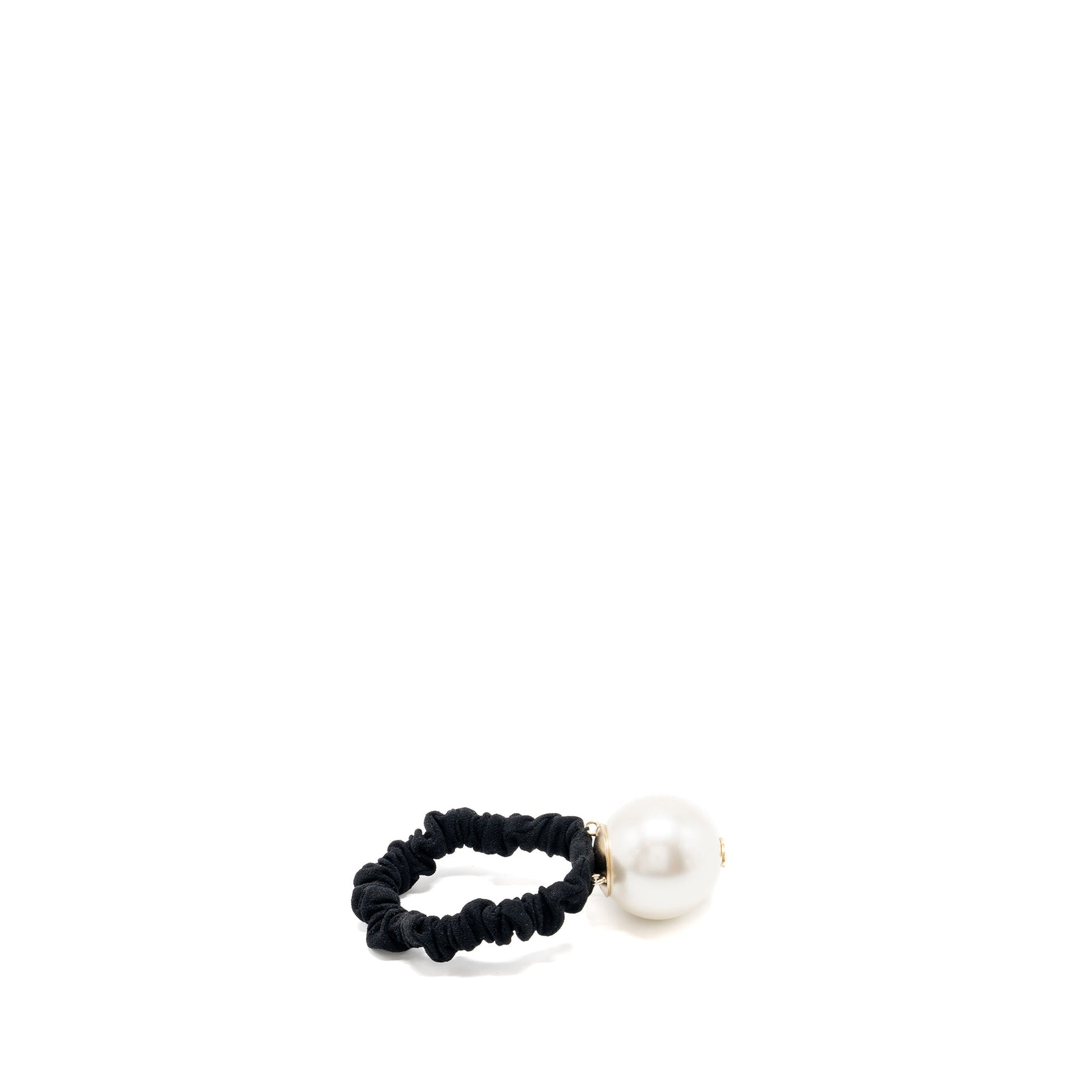 Chanel Giant Pearl hair tie Black Handbag