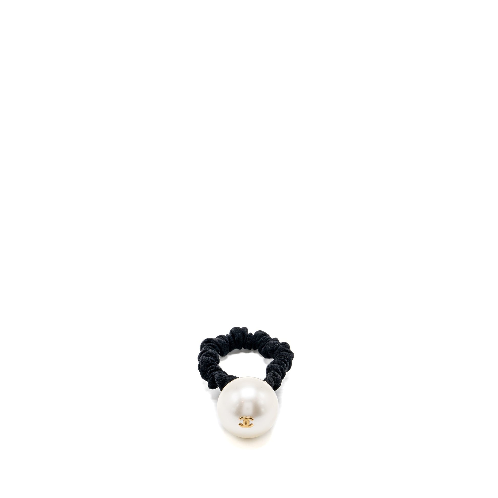Chanel Giant Pearl hair tie Black Handbag