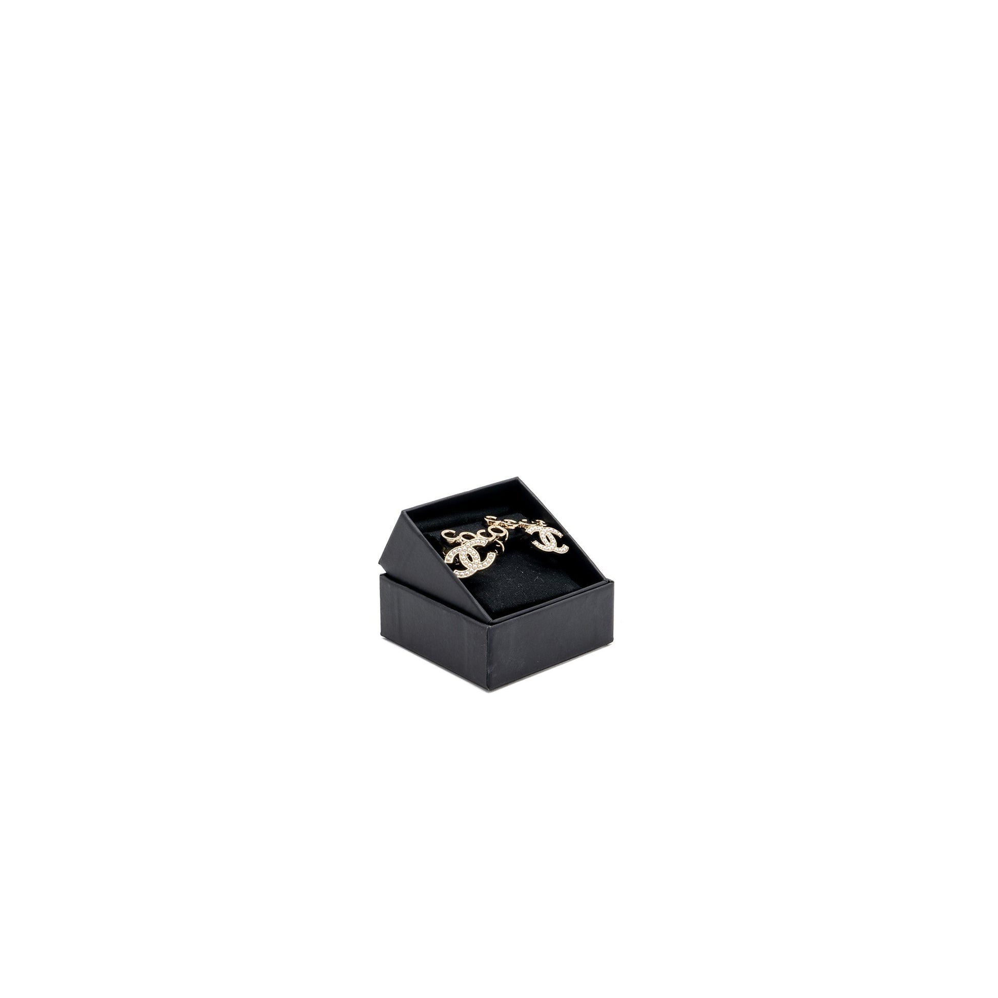 Chanel COCO CC LOGO EAR CLIPs Pearl Gold Handbag