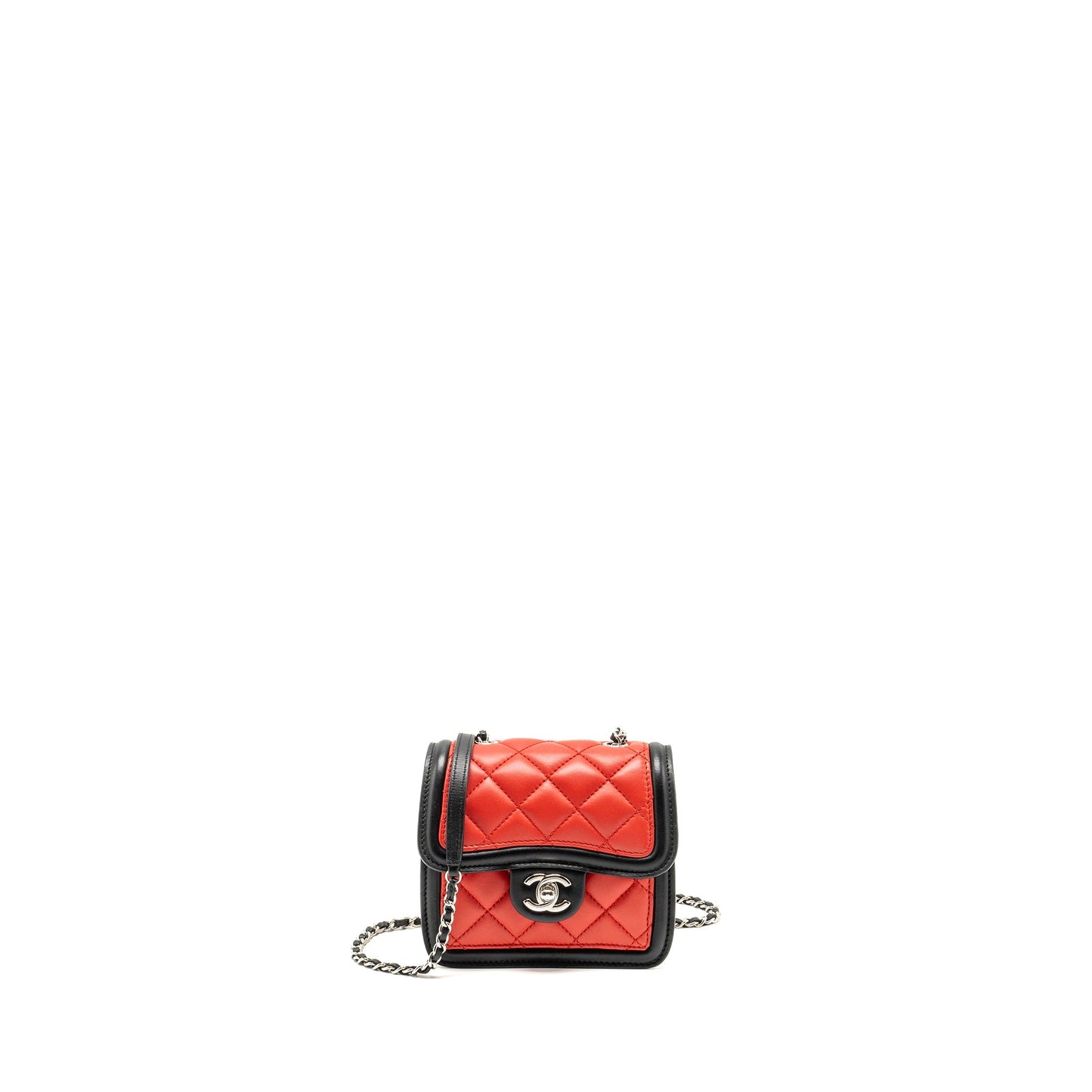 Chanel Tricolor Graphic Flap Lambskin SHW Black White Red Shoulder Bag
