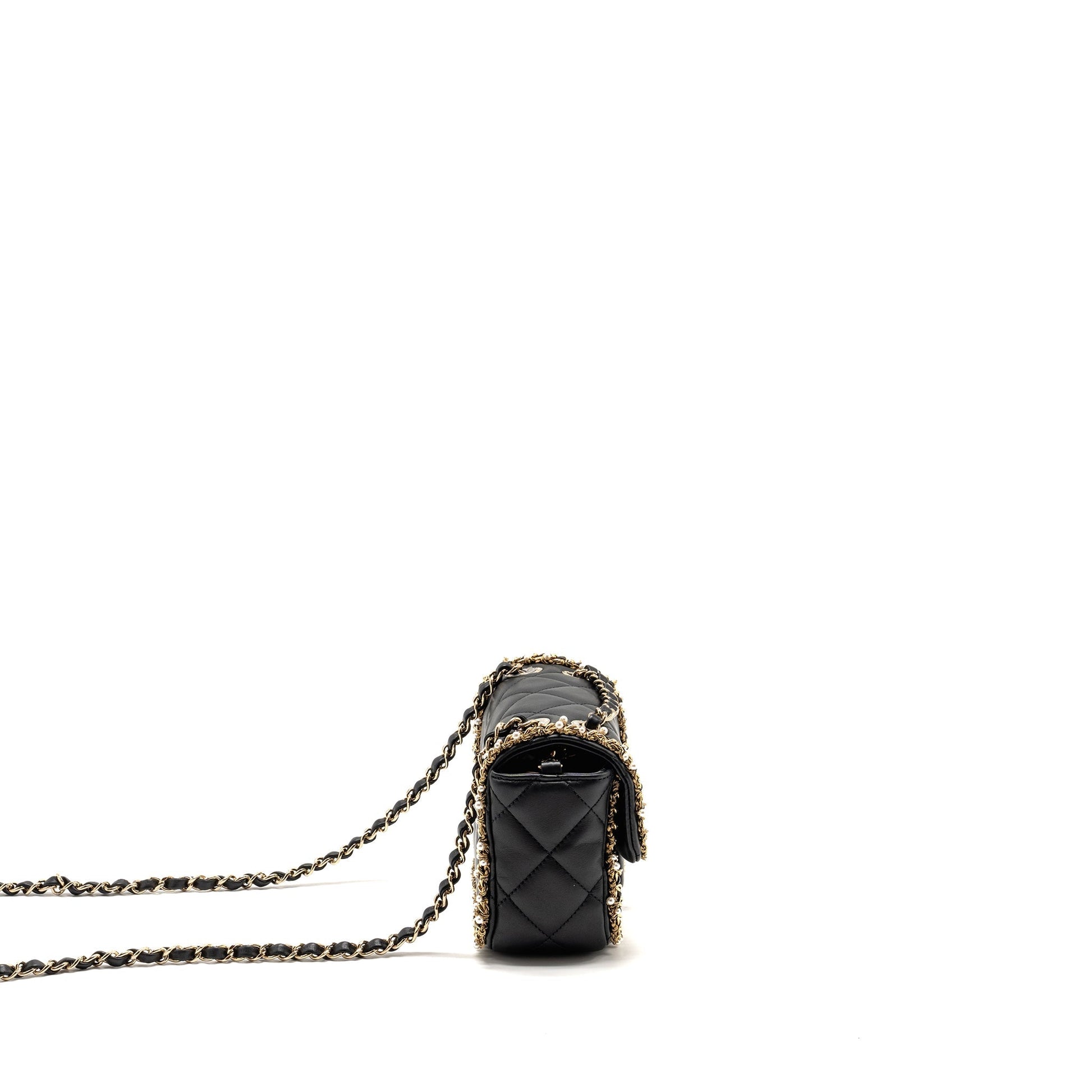 Chanel Pearl Detailed Edge Flap Lambskin LGHW Black Shoulder Bag