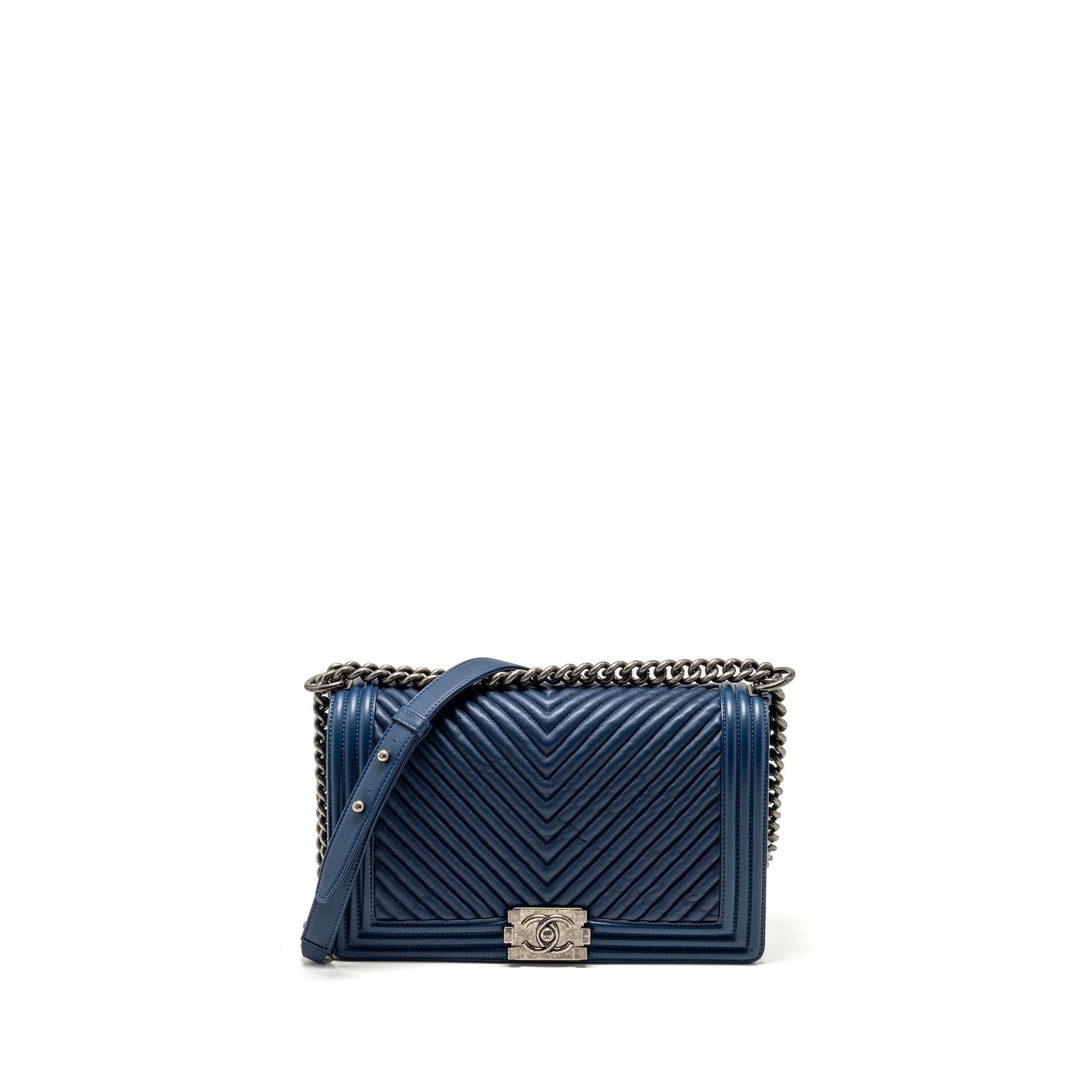 Chanel new boy chevron Lambskin ruthenium SHW Blue Handbag