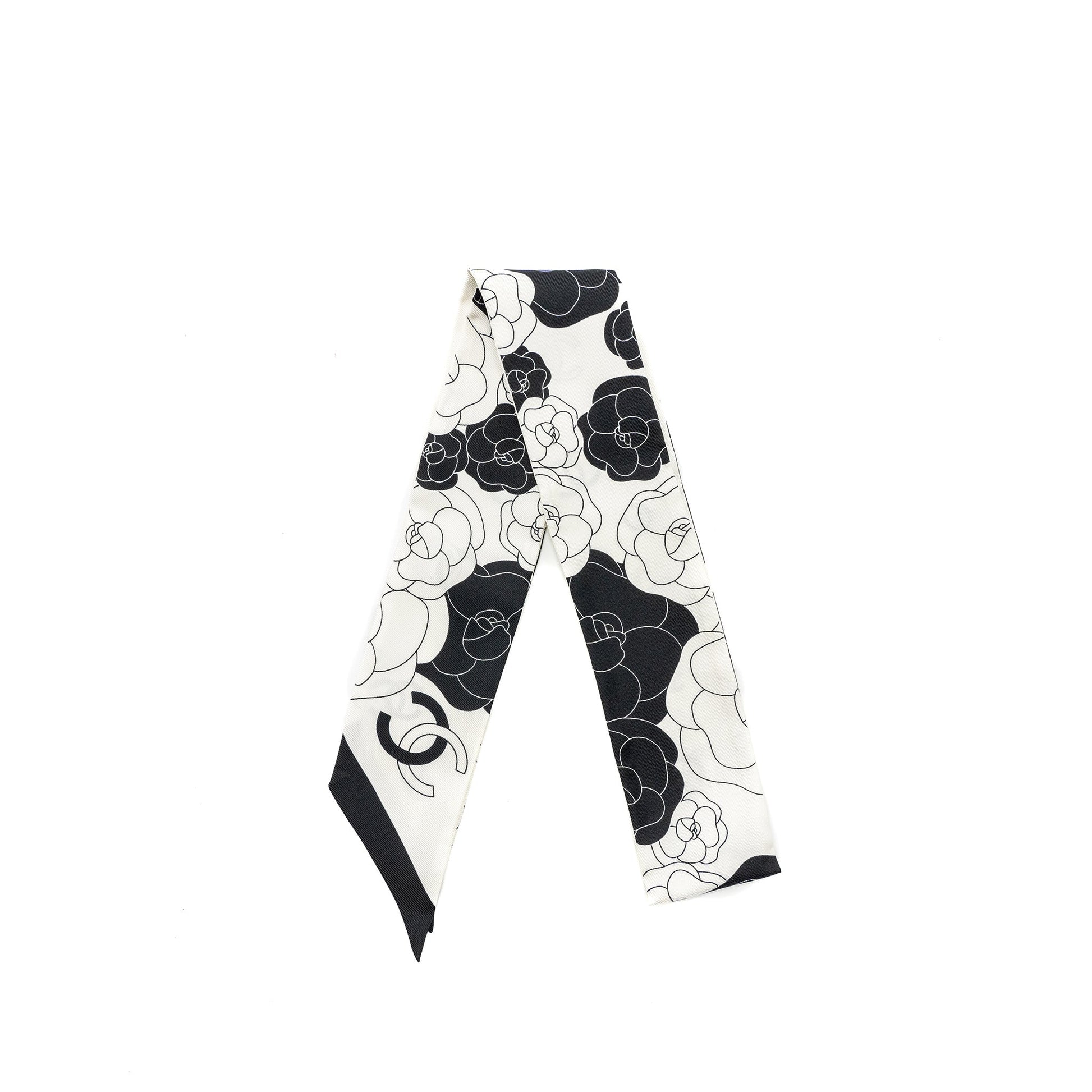 Chanel silk scarf twilly CC logo Black White Small