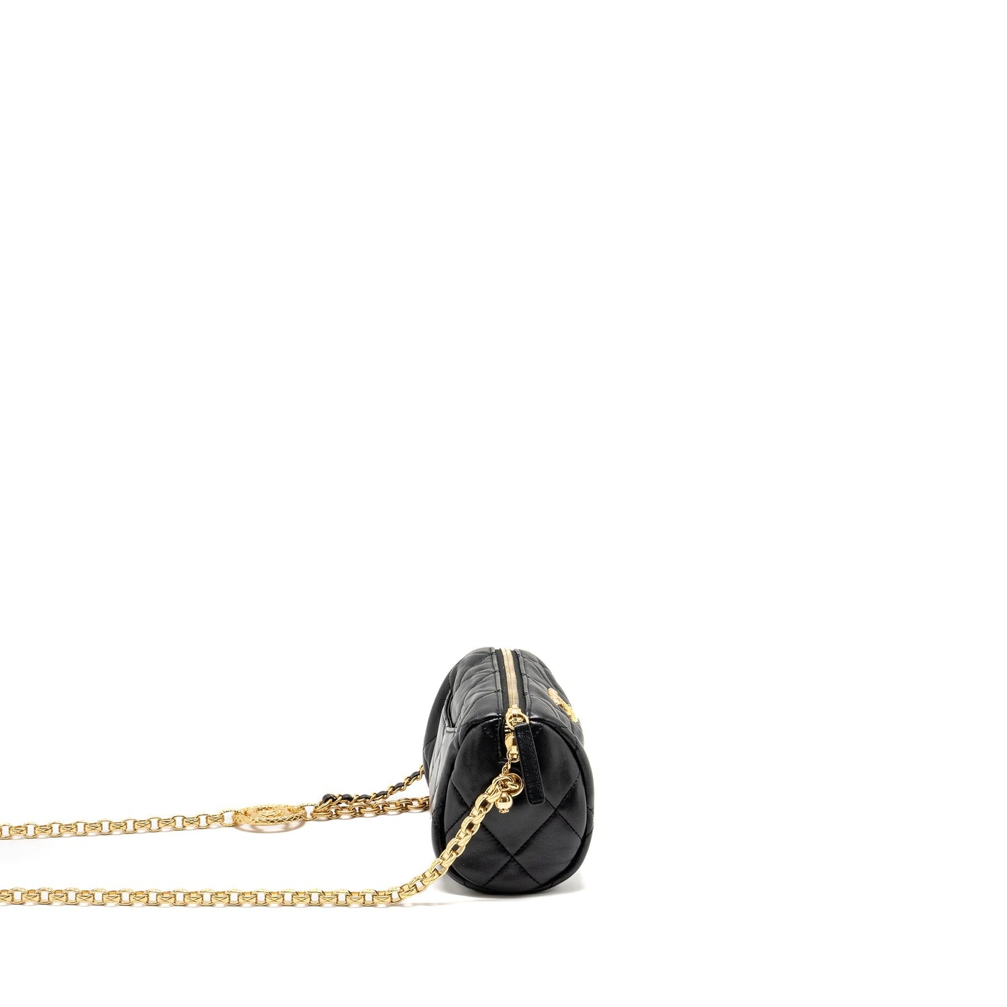 Chanel 22a Detail Bowling Lambskin GHW microchip Black Handbag