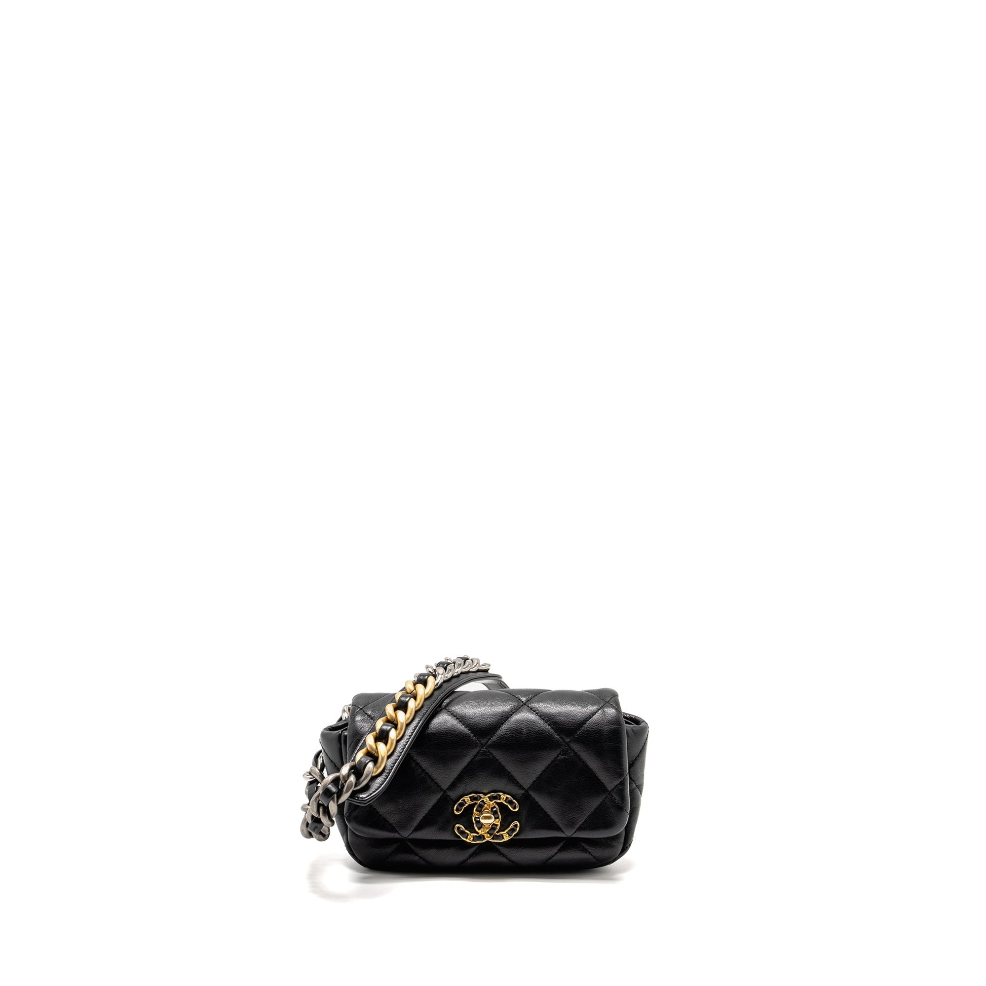 Chanel 19 Quilted Waist Belt Shiny Goatskin Black
