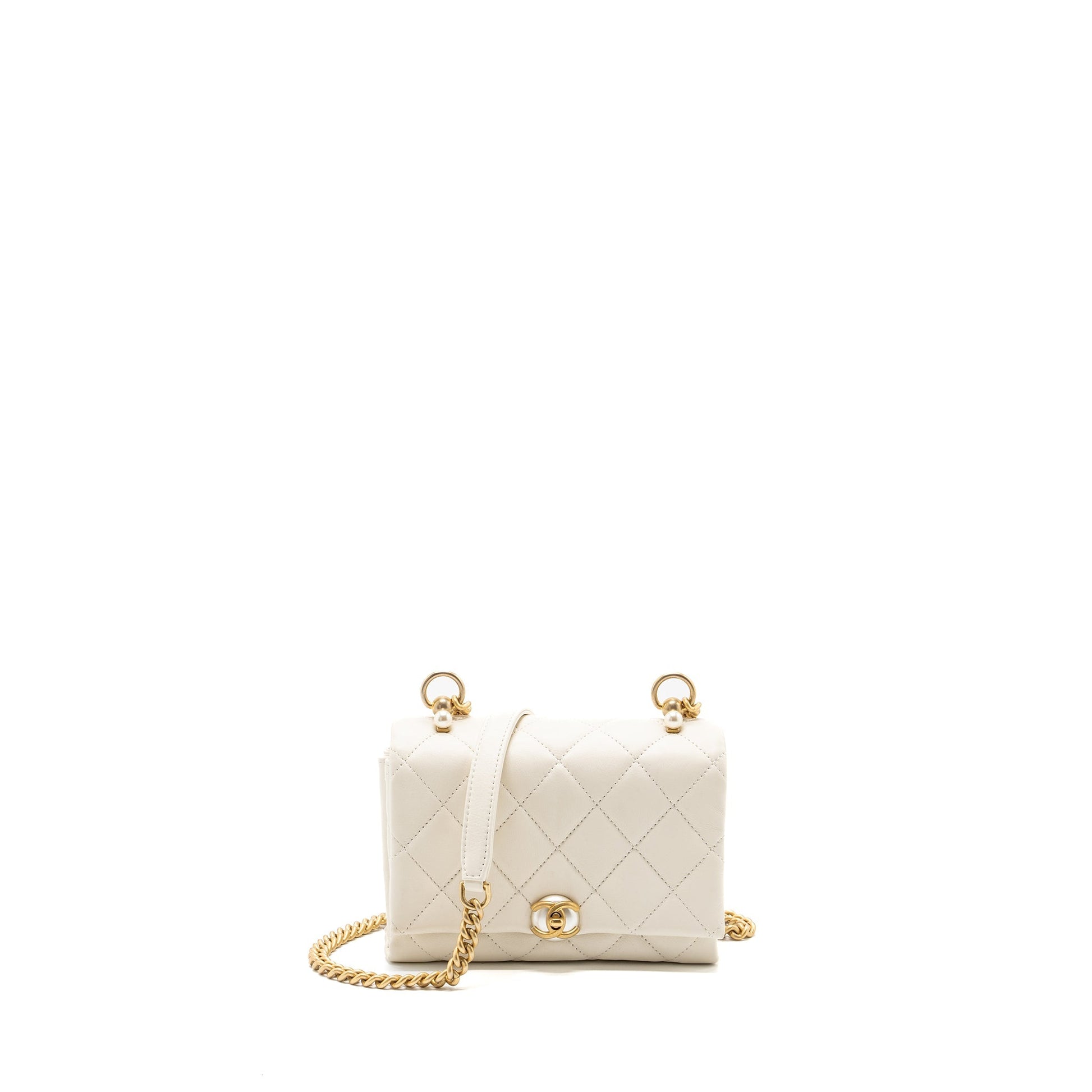 Chanel quilted flap Calfskin GHW White Shoulder Bag
