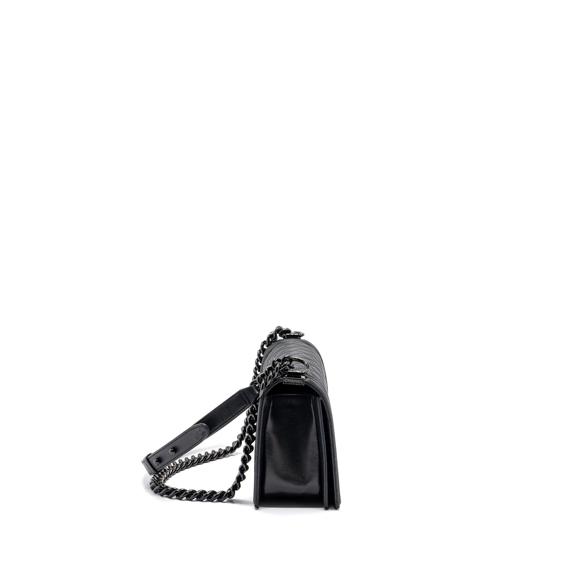 Chanel boy caviar so hardware Black Handbag