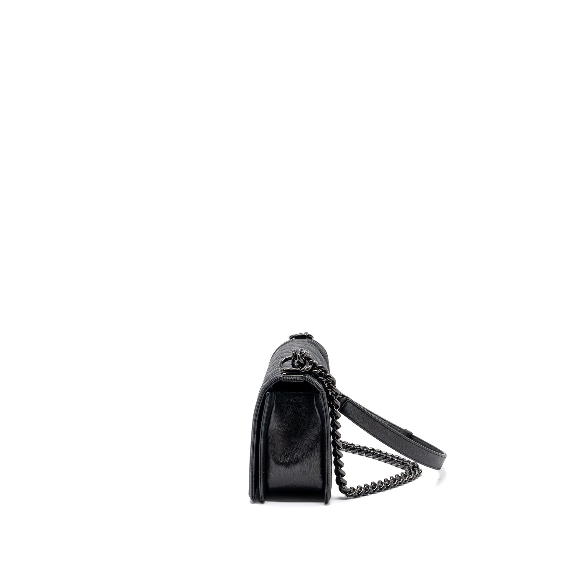 Chanel boy caviar so hardware Black Handbag