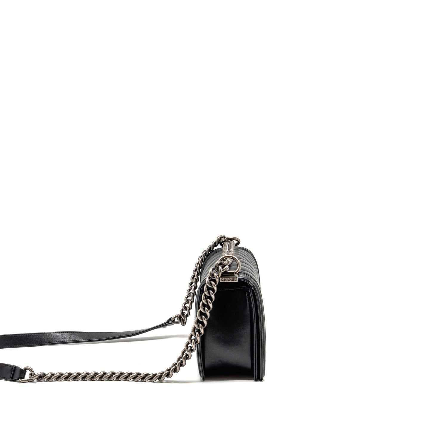 Chanel Chevron Boy calfskin ruthenium SHW Black Handbag