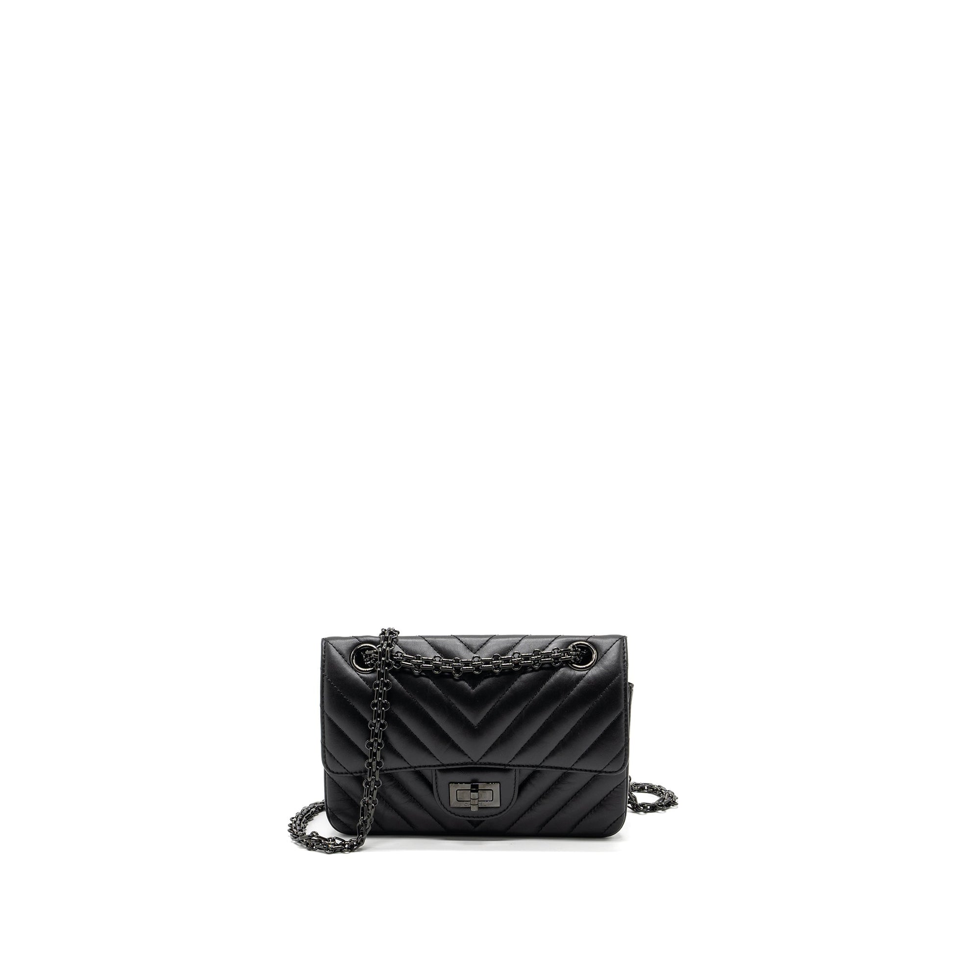 Chanel 2.55 Reissue Flap Chevron Calfskin So Black Shoulder Bag