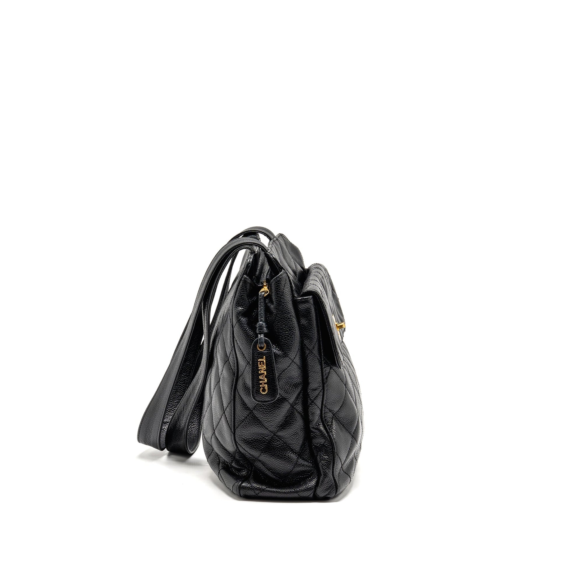 Chanel Quiltede zip caviar GHW Black Shoulder Bag