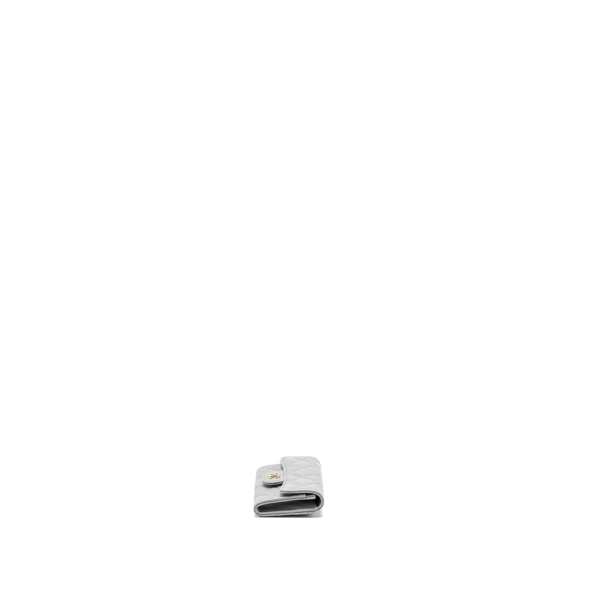 Chanel Classic Flap Card Holder Caviar Light Grey Wallet Case Grey Lghwmicrochip