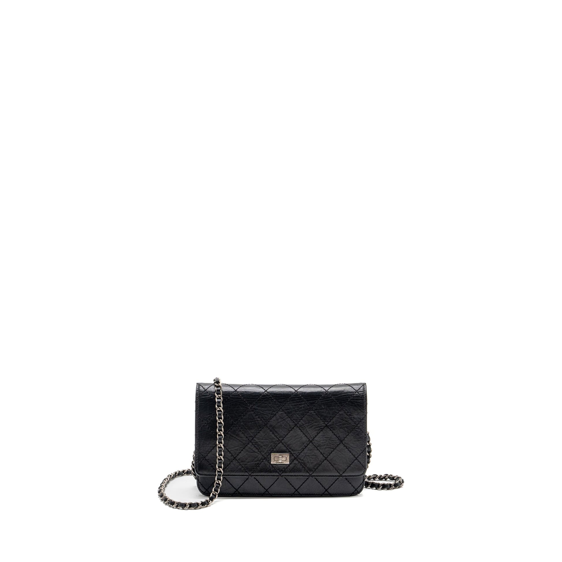 Chanel 2.55 reissue on calfskin ruthenium hardware Black Wallet Case
