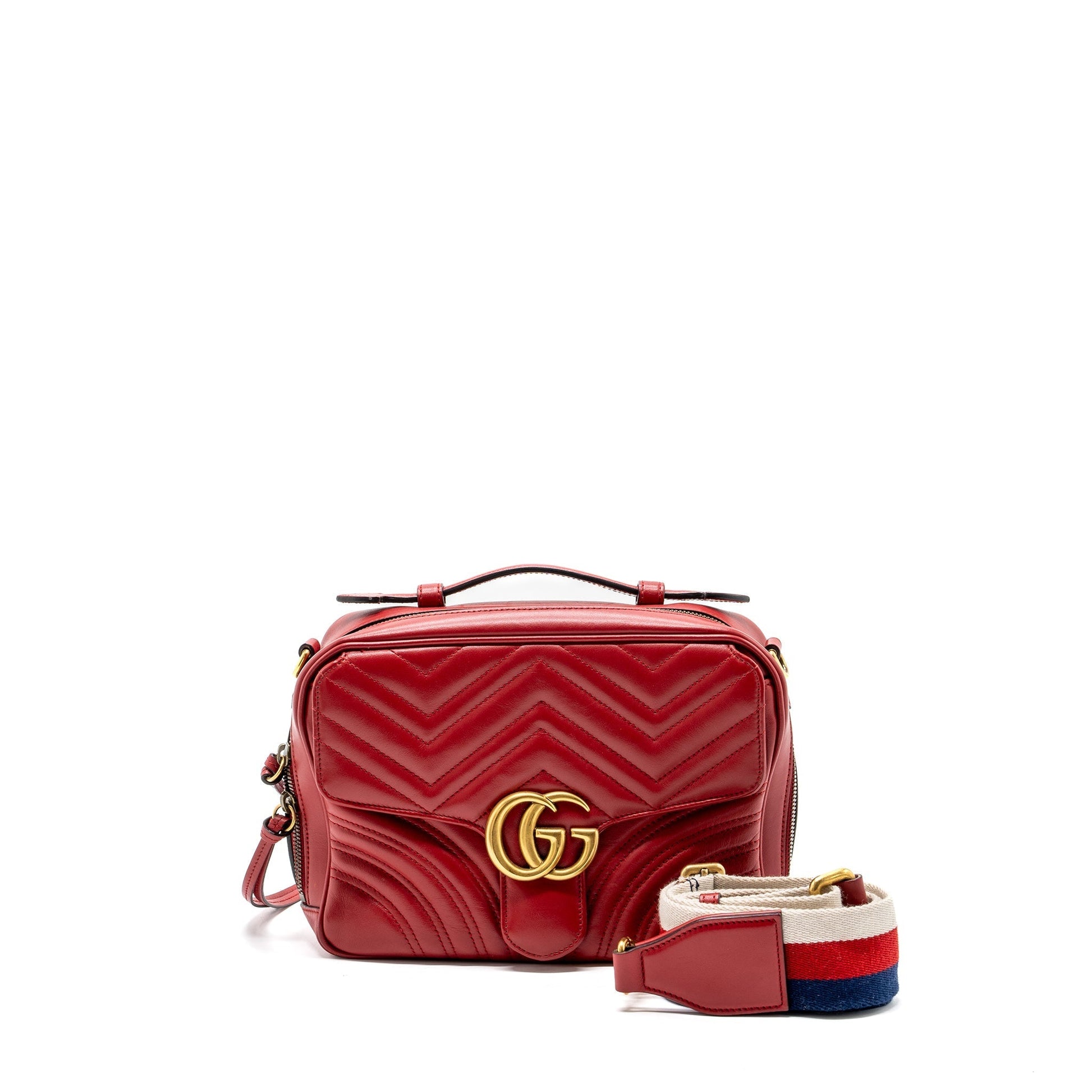 Gucci Marmont Shoulder Bag Calfskin Matelasse Red Red Ghw