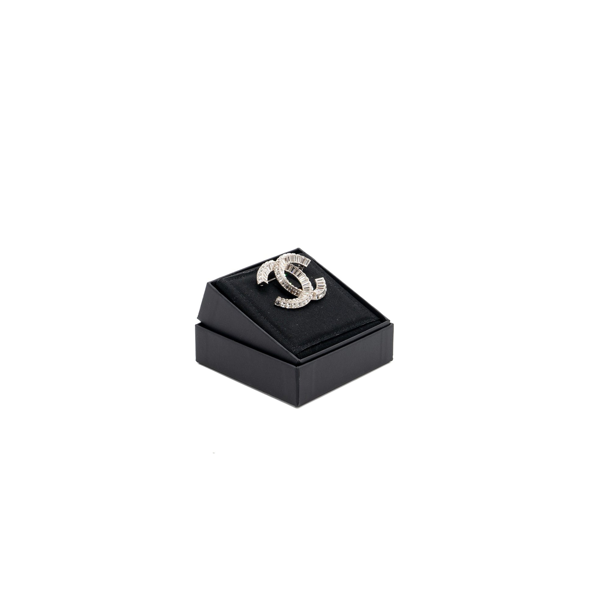 Chanel CC Crystal Brooch Tone Silver Handbag