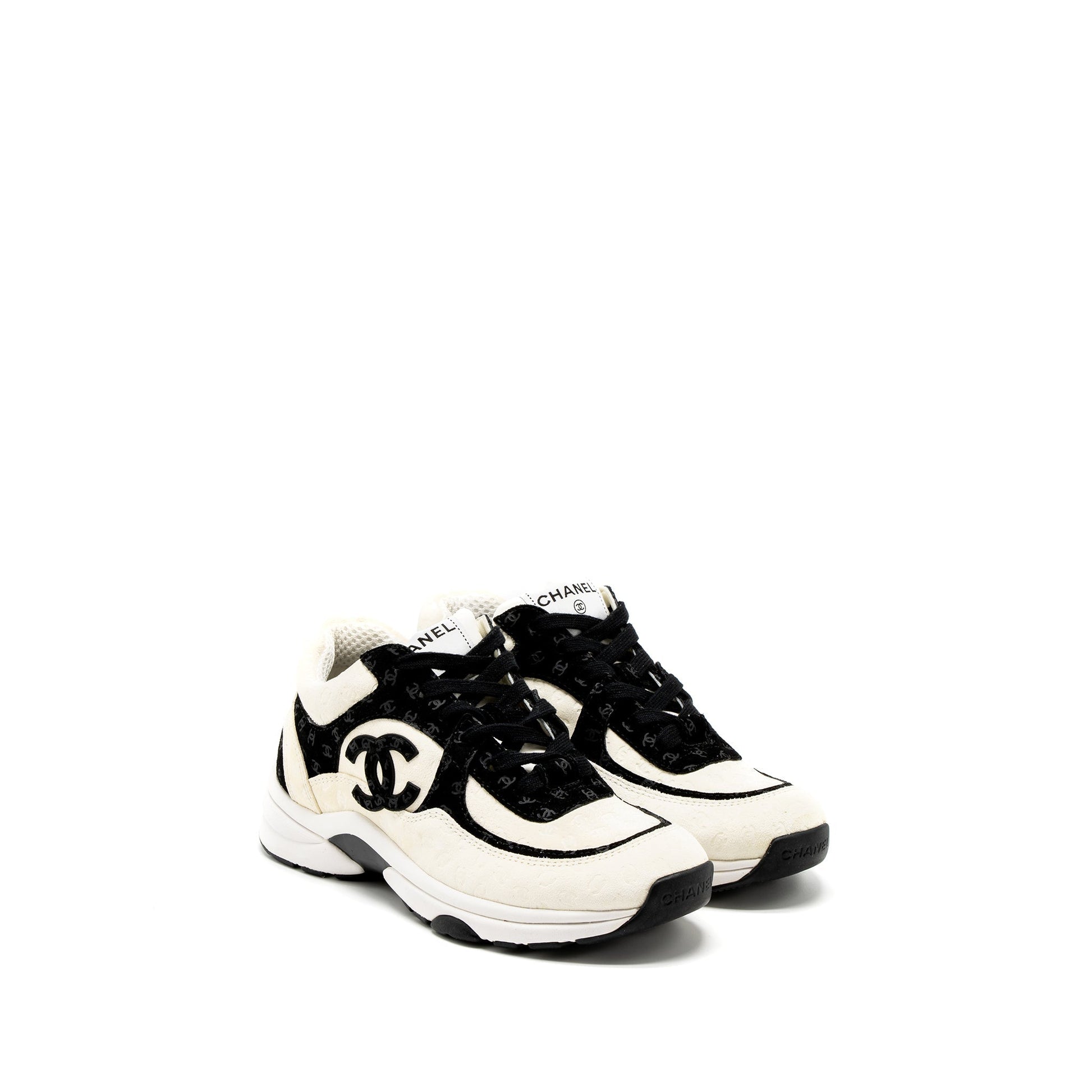 Chanel fskin Black White Handbag Black White