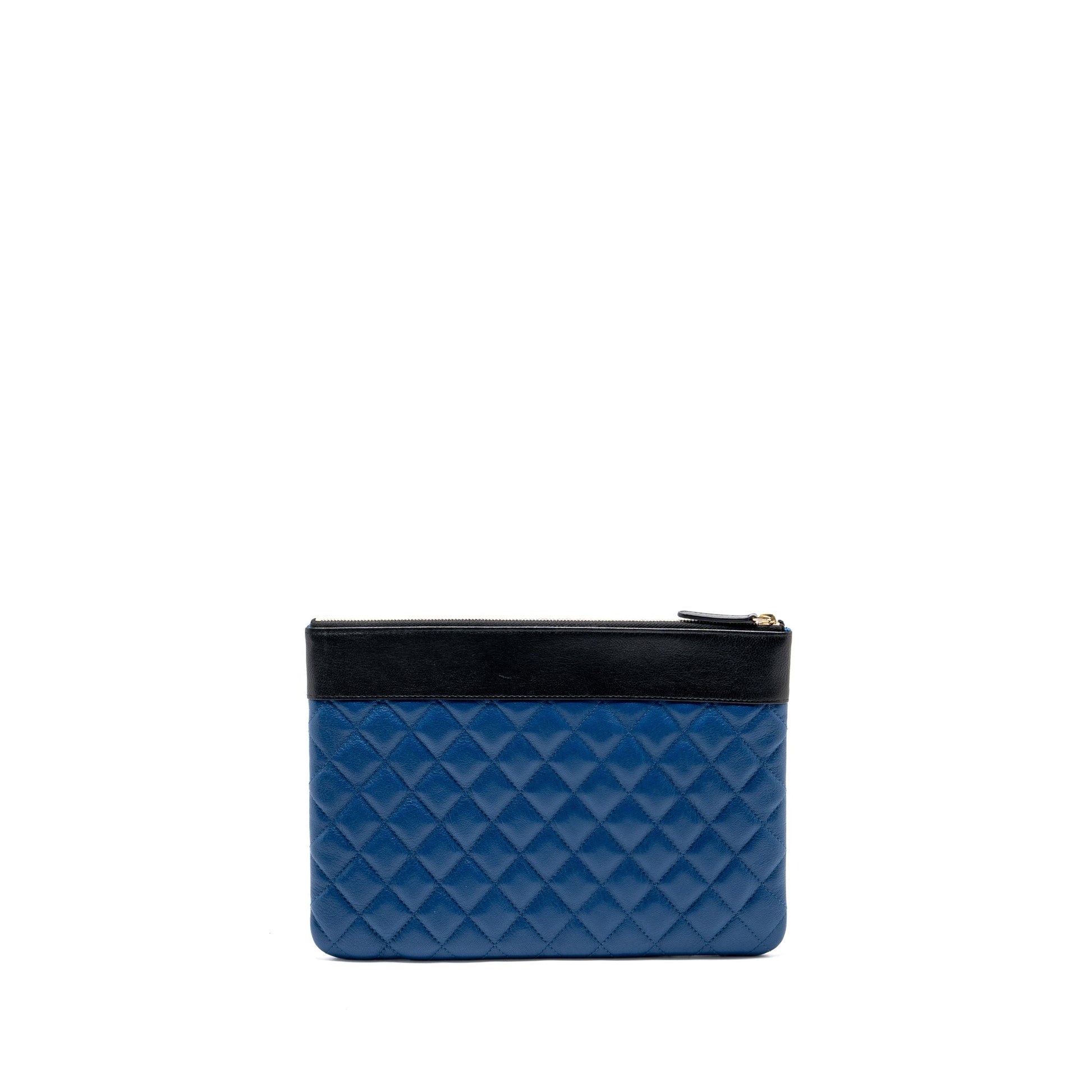 Chanel CC Logo Quilted Zip shiny sheepskin Black Blue Clutch Bag