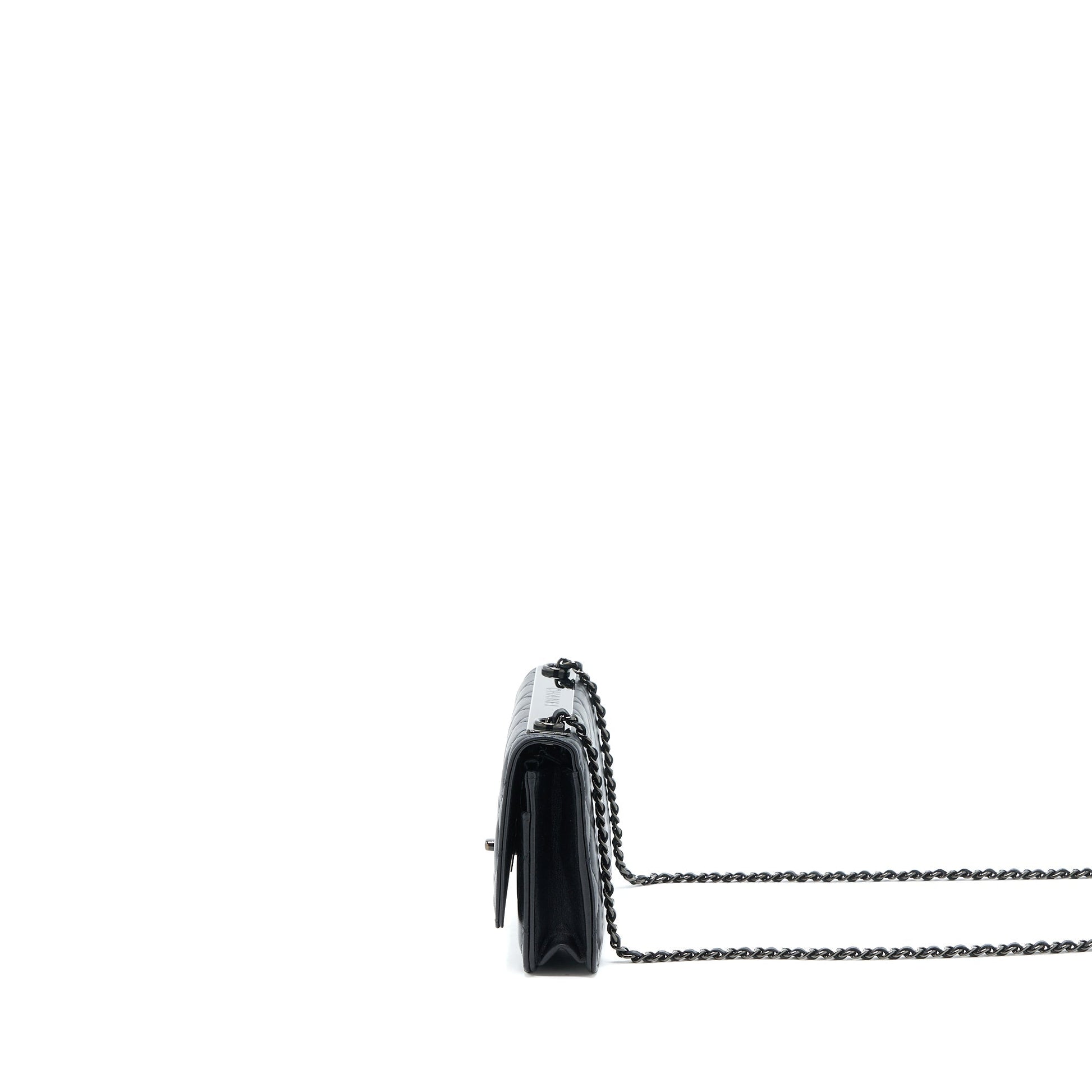 Chanel Trendy CC on Lambskin So Hardware Black Wallet Case