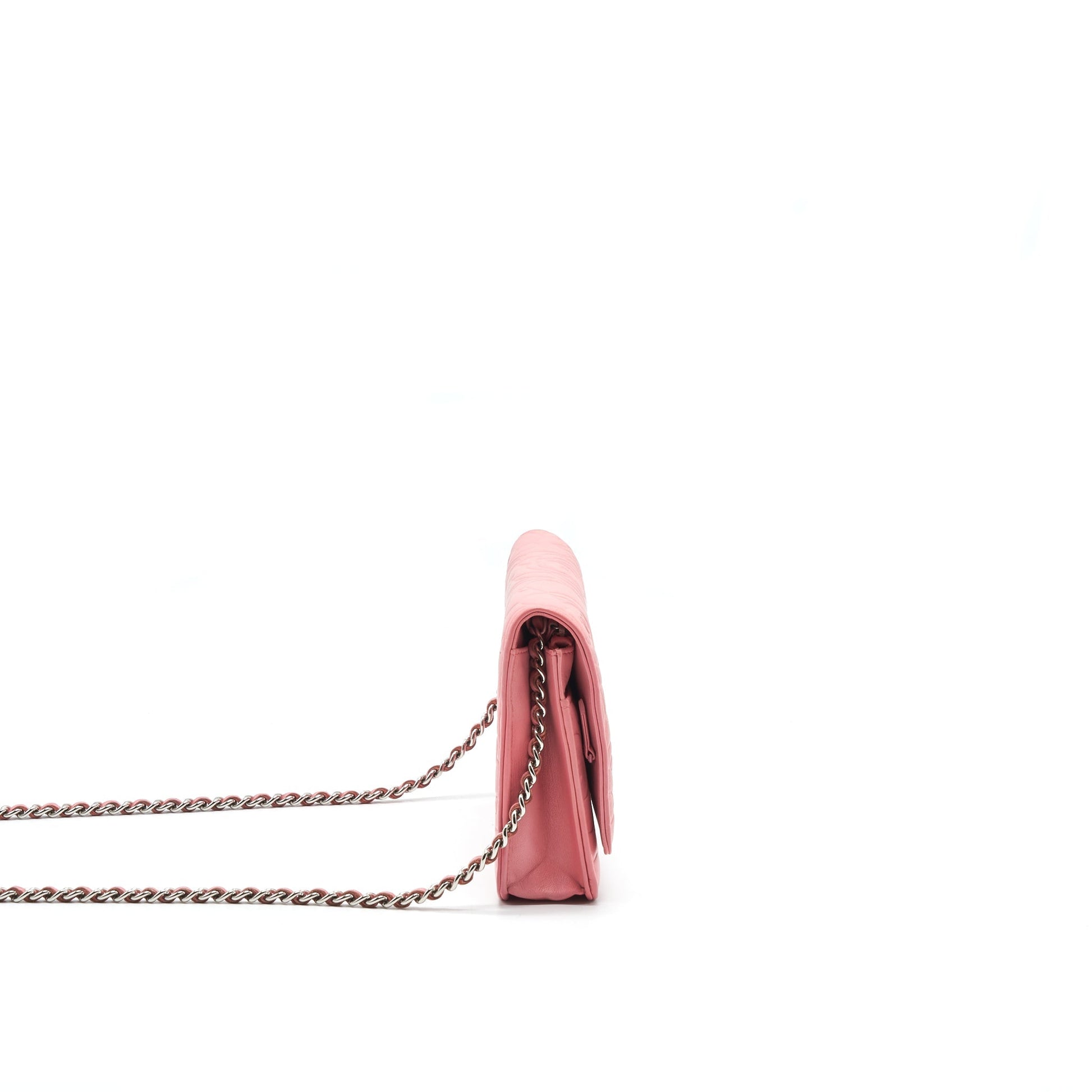 Chanel Camelia on SHW Pink Wallet Case