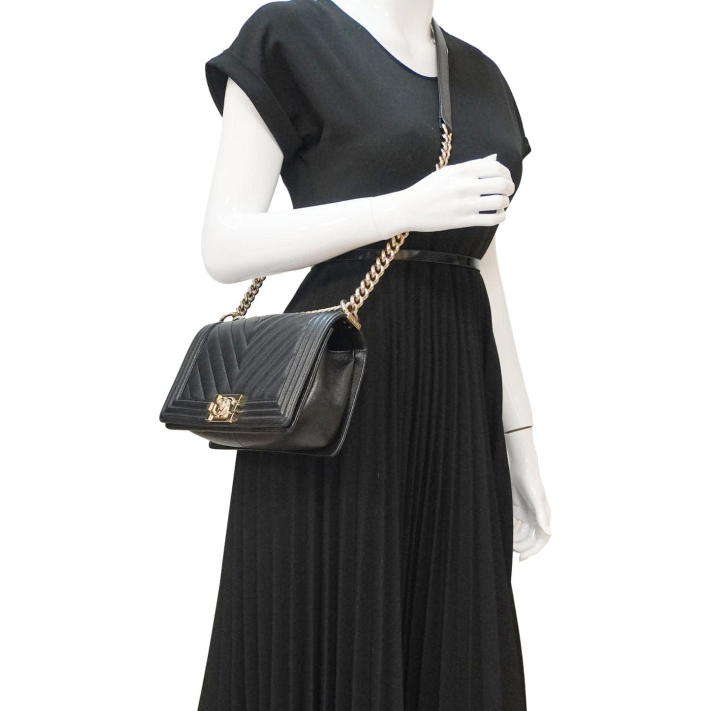 Chanel Boy Flap Chevron Leather Black Travel Bag Flap Bag