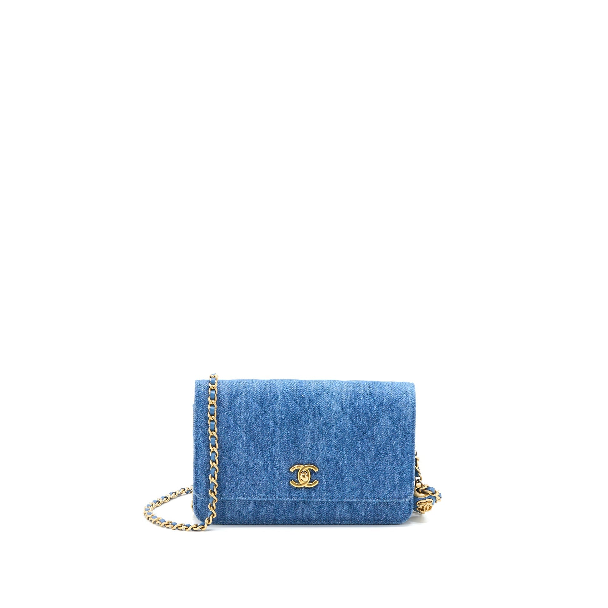 Chanel Pearl Crush on Denim Light GHW Blue Wallet Case