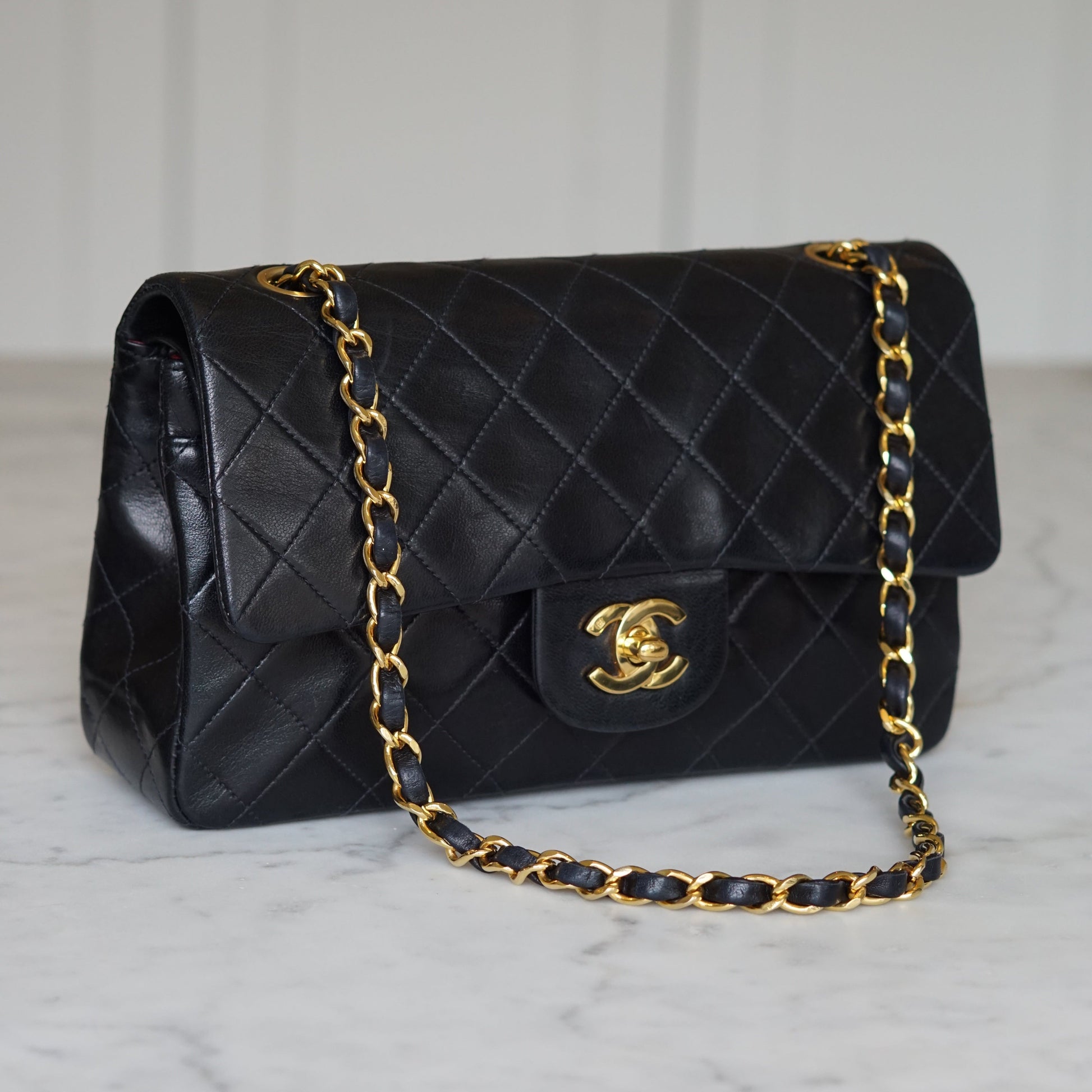 CHANEL CLASSIC SMALL BAG