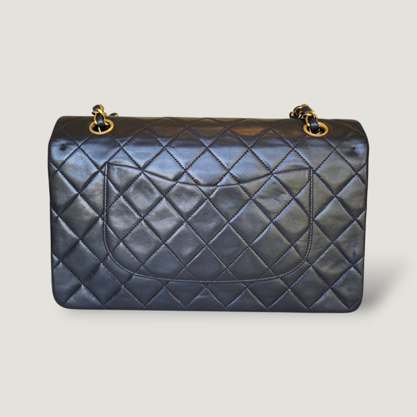 CHANEL CLASSIC MEDIUM BAG