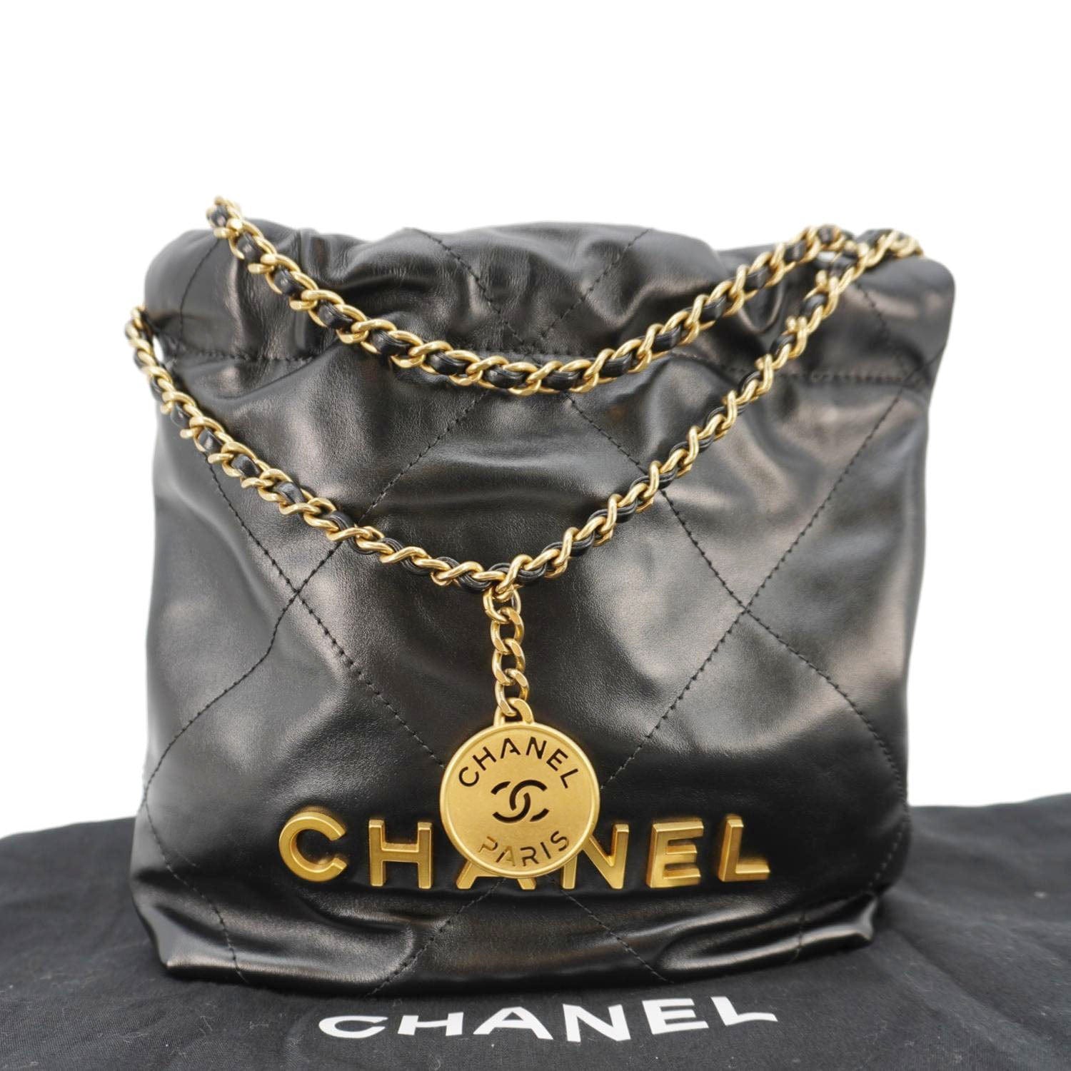Chanel Pearl 22 Shiny Crumpled Leather Black Travel Bag