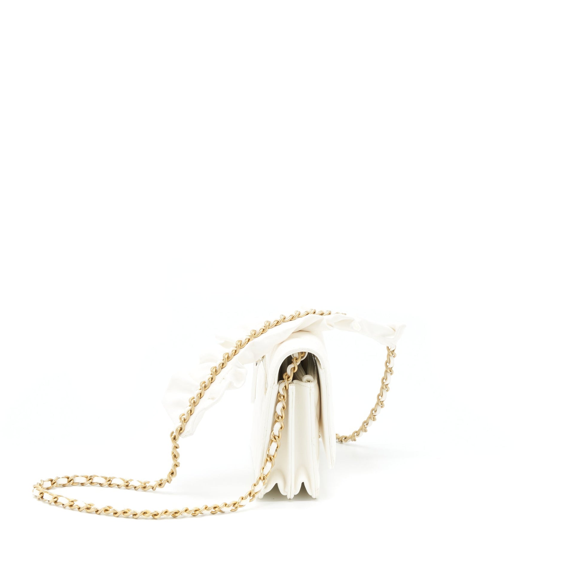 Chanel Ruffles On Chains GHW White Wallet Case
