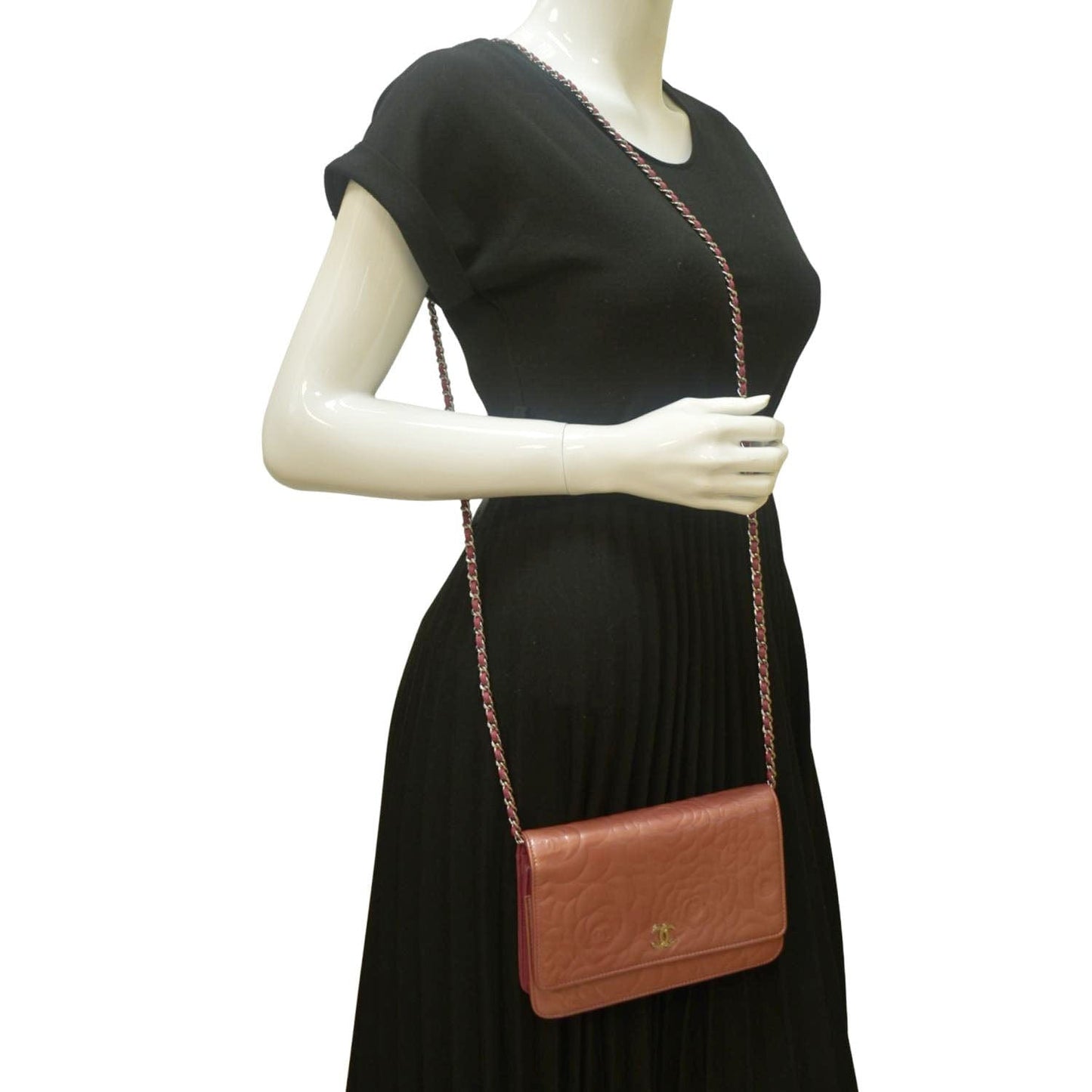 Chanel Camellia On Leather Pink Wallet Case