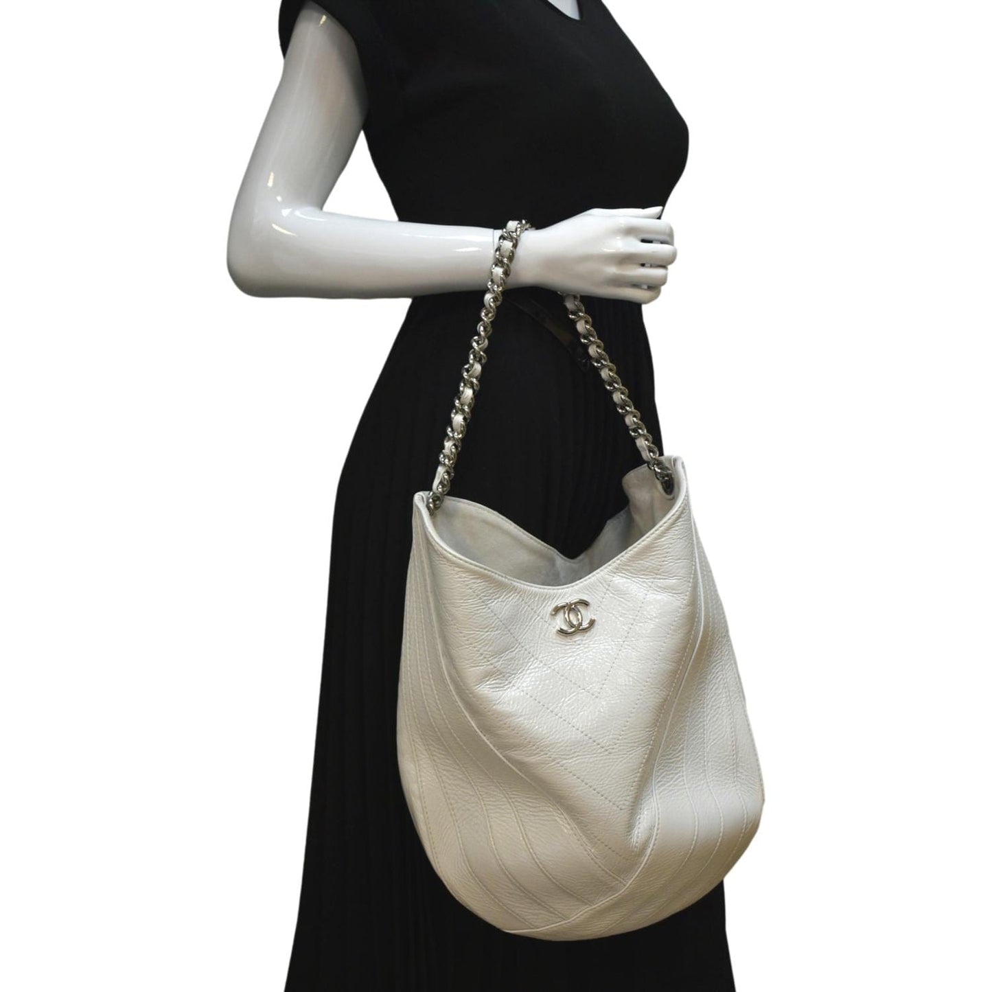 Chanel Droplet Patent Hobo Leather White Travel Bag