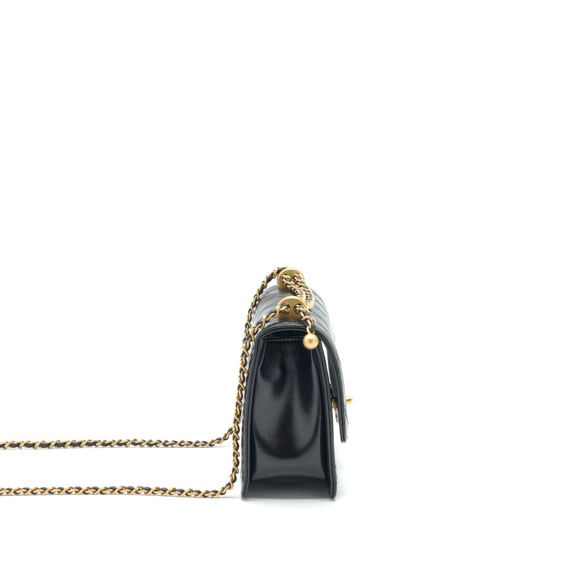 Chanel 21A Crush Flap Calfskin GHW Microchip Black Gold Shoulder Bag