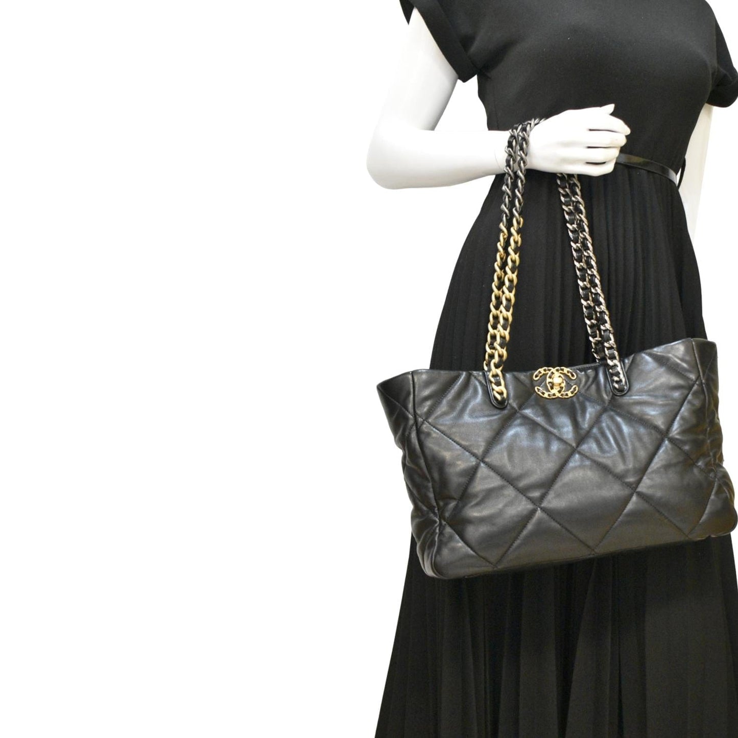 Chanel 19 East West Quilted Shopping Leather Black Travel Bag