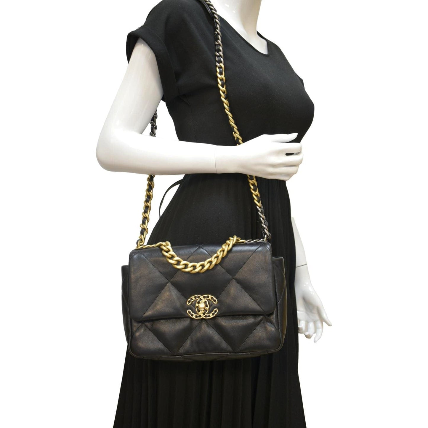 Chanel 19 Flap Quilted Leather Lambskin Black Travel Bag Bag 4