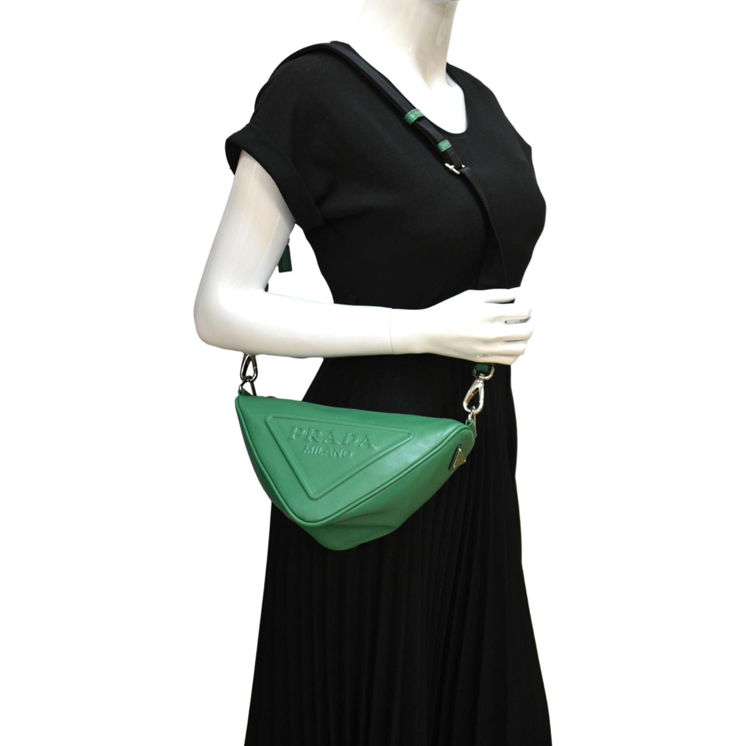 Triangle Shoulder Bag Leather Green