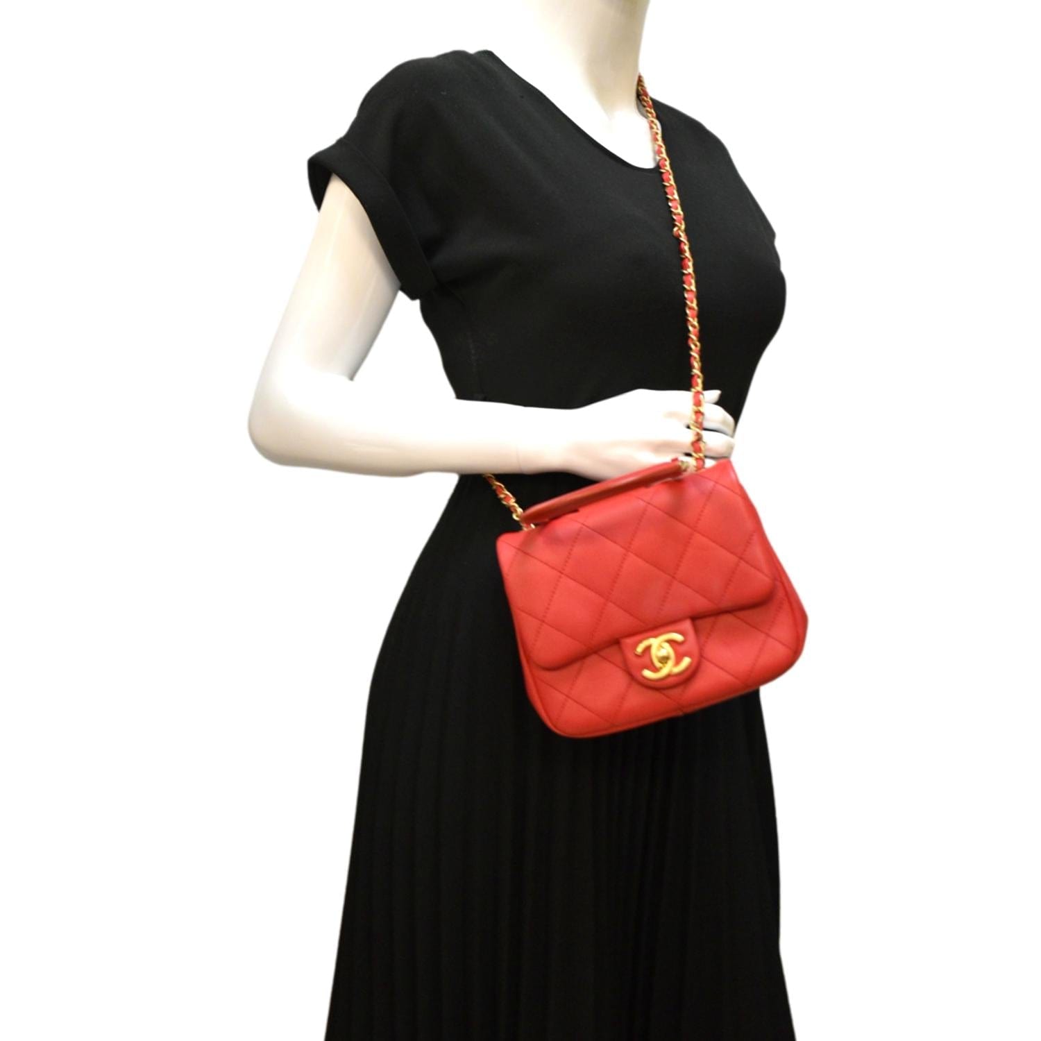 Chanel Loop Quilted Leather Red Travel Bag
