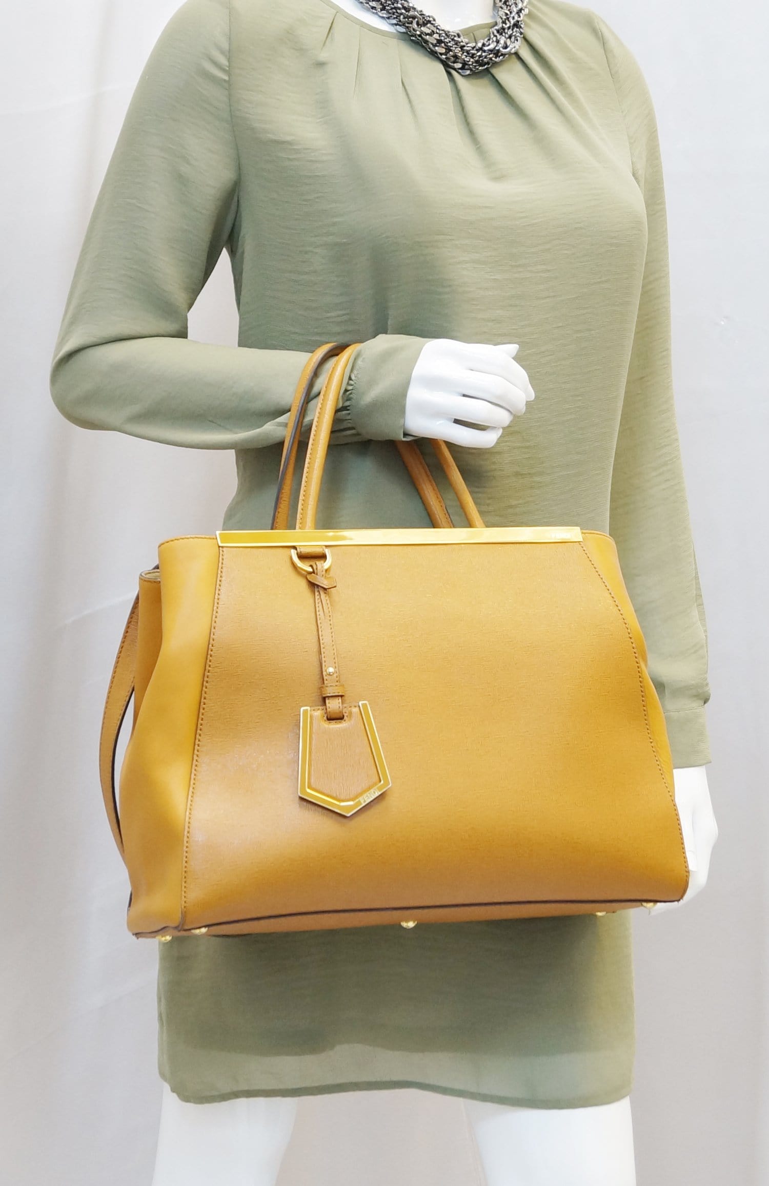 Fendi Jours Shoulder Handbag Leather Tan Shoulder Bag