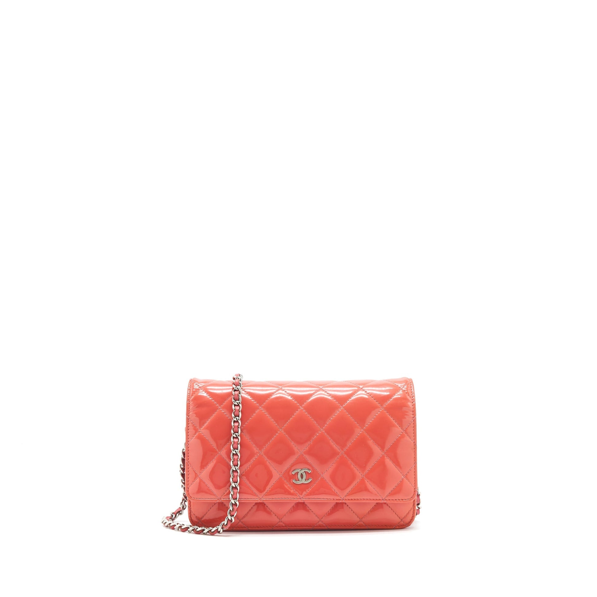 Chanel On Chains Patent SHW Red Wallet Case