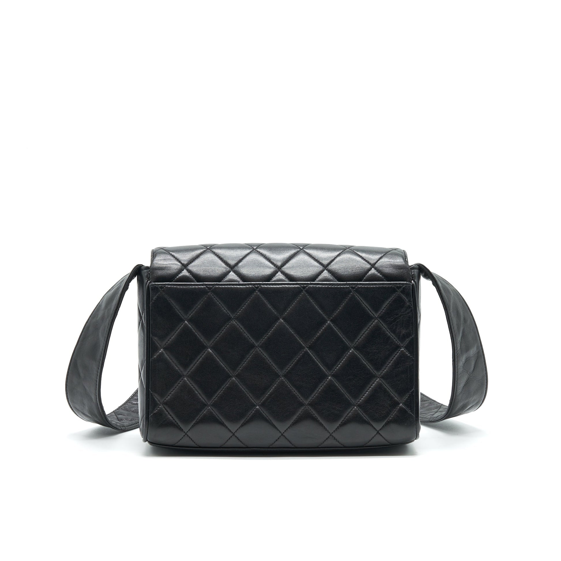 Chanel   CC Logo Flap Bag with Strap So black