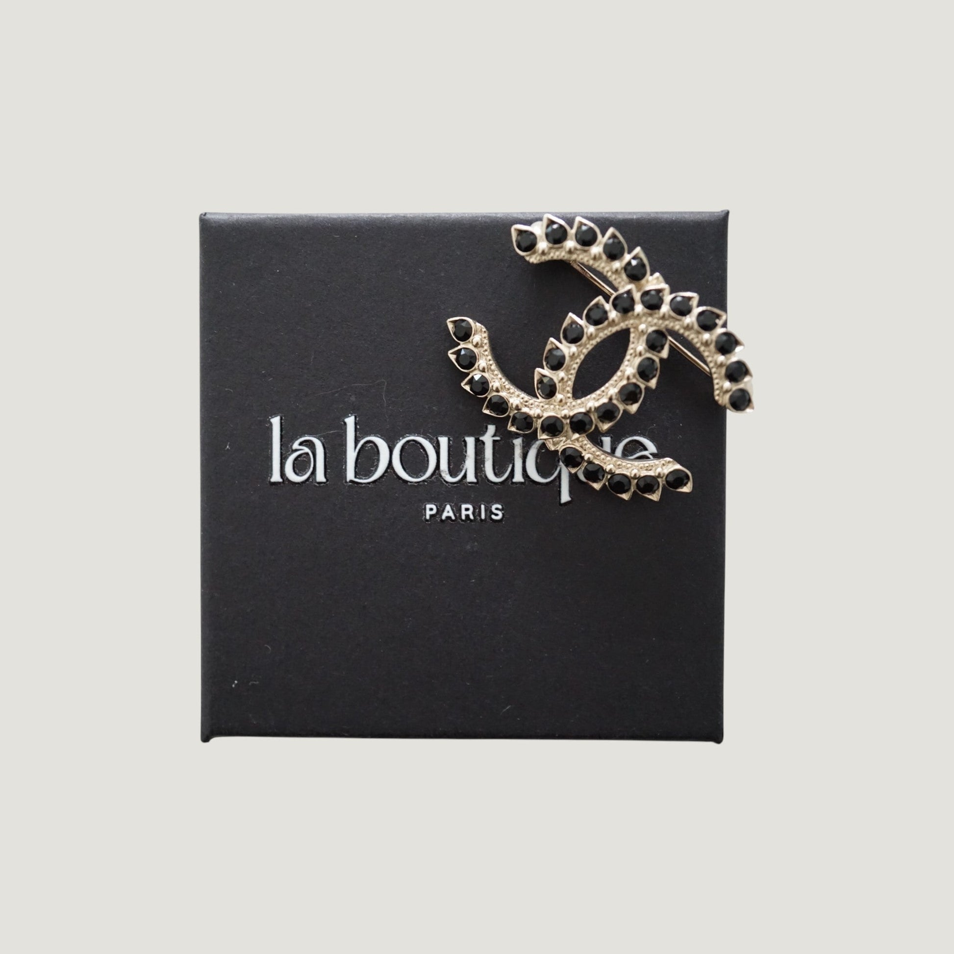 CHANEL BROOCH