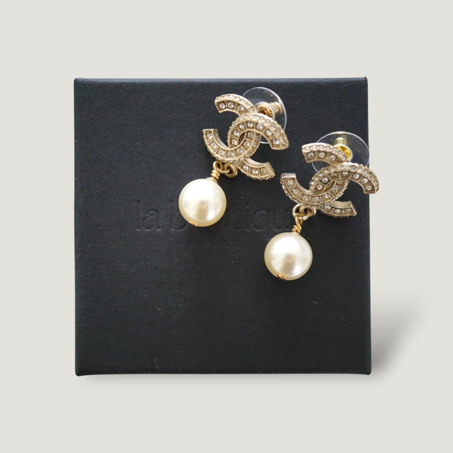 CHANEL EARRINGS | PEARLS