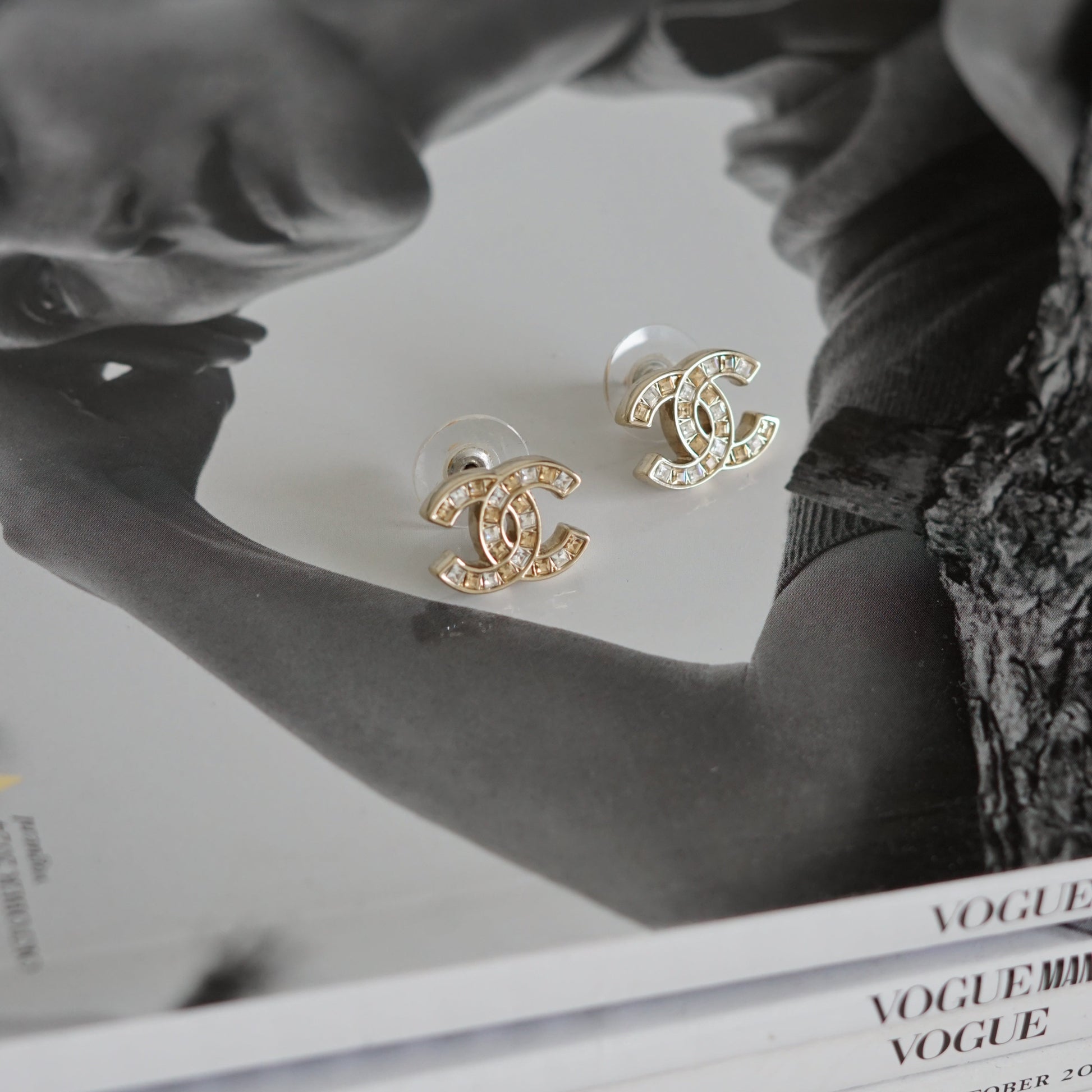 CHANEL EARRINGS