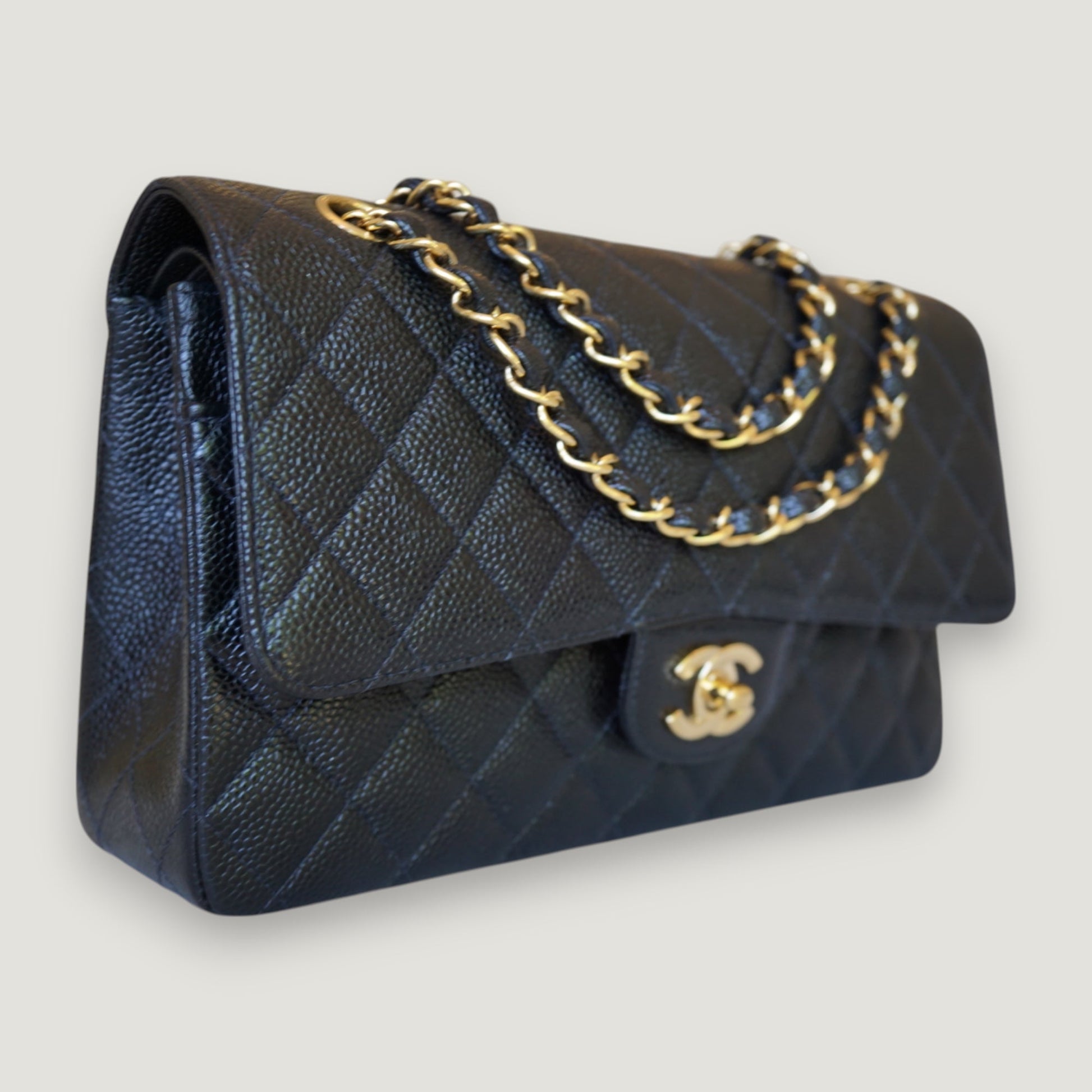 CHANEL CLASSIC MEDIUM BAG
