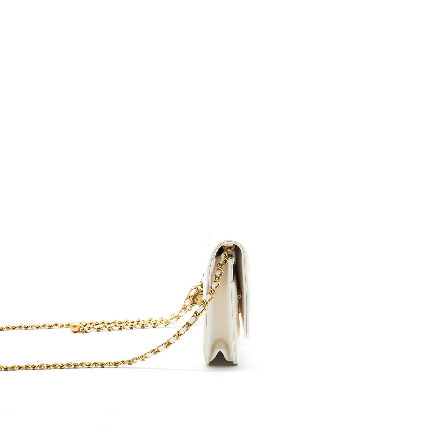 Chanel Pearl Crush on GHW White Wallet Case