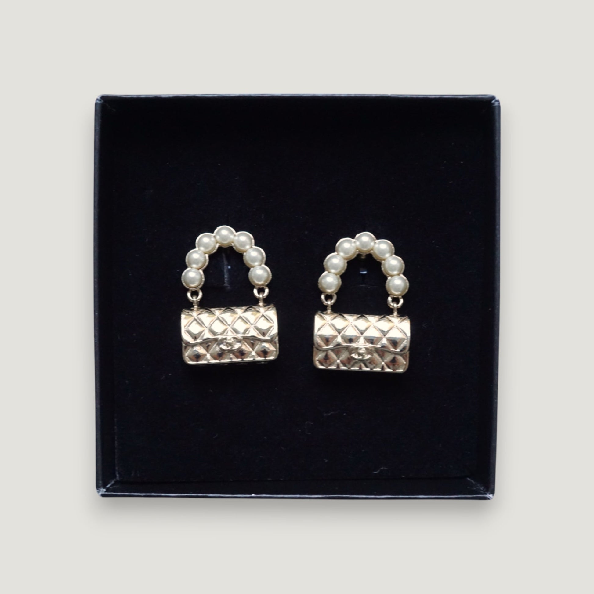 CHANEL EARRINGS | PEARLS