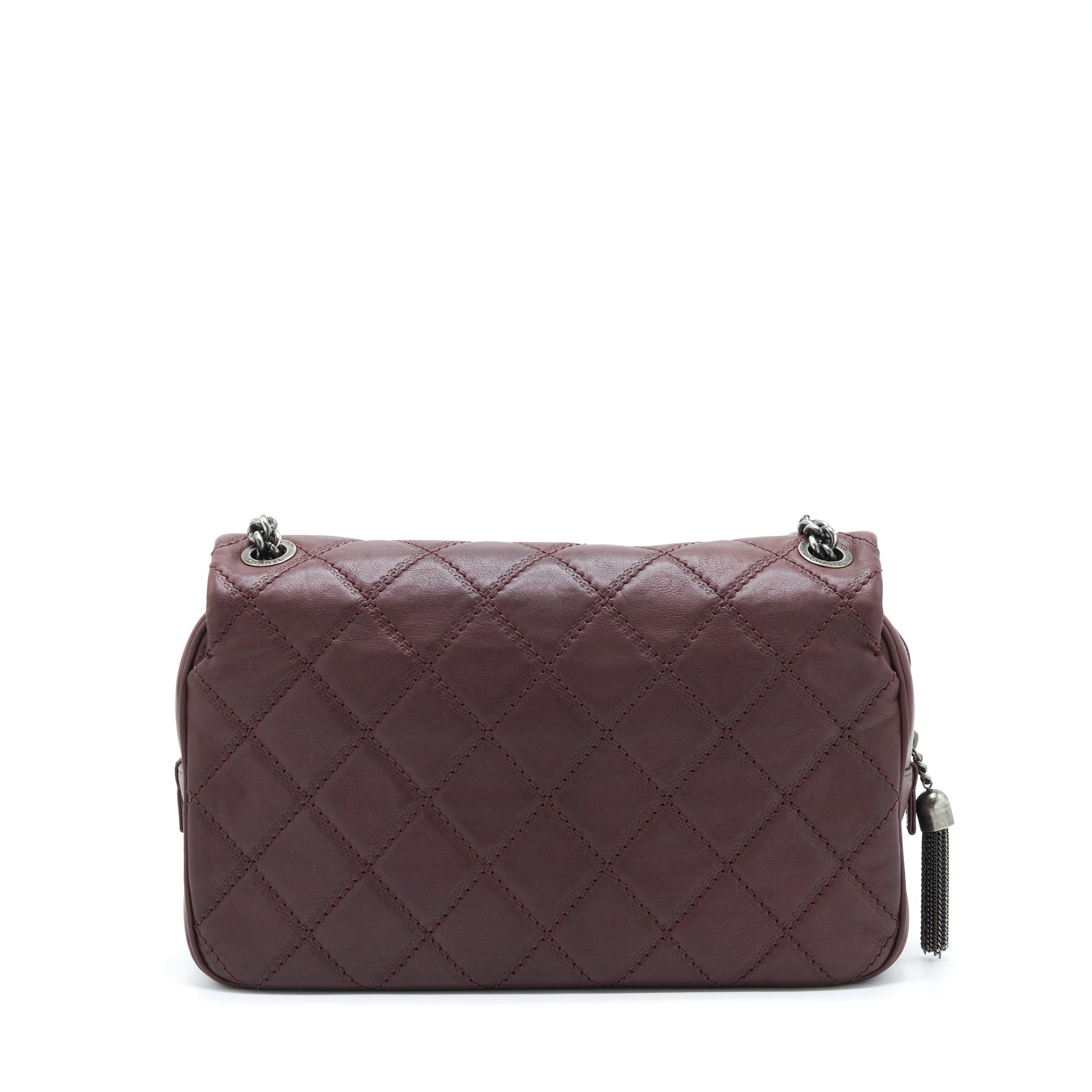Chanel Jumbo Quilted Flap Calfskin Burgundy Ruthenium Shoulder Bag